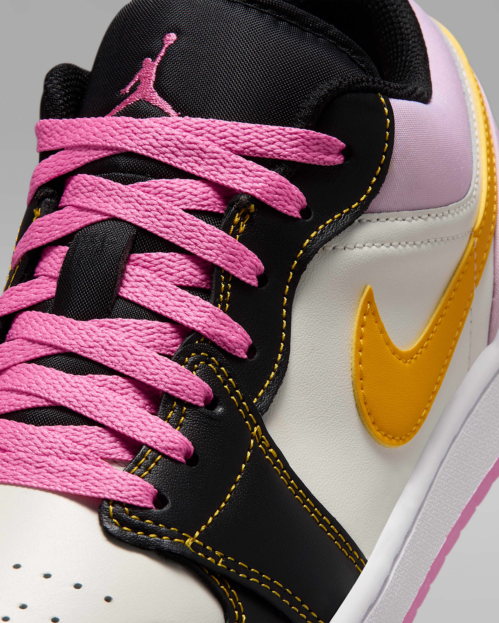 Air Jordan 1 Low SE Men's Shoes - Black/Sail/Pinksicle/University Gold
