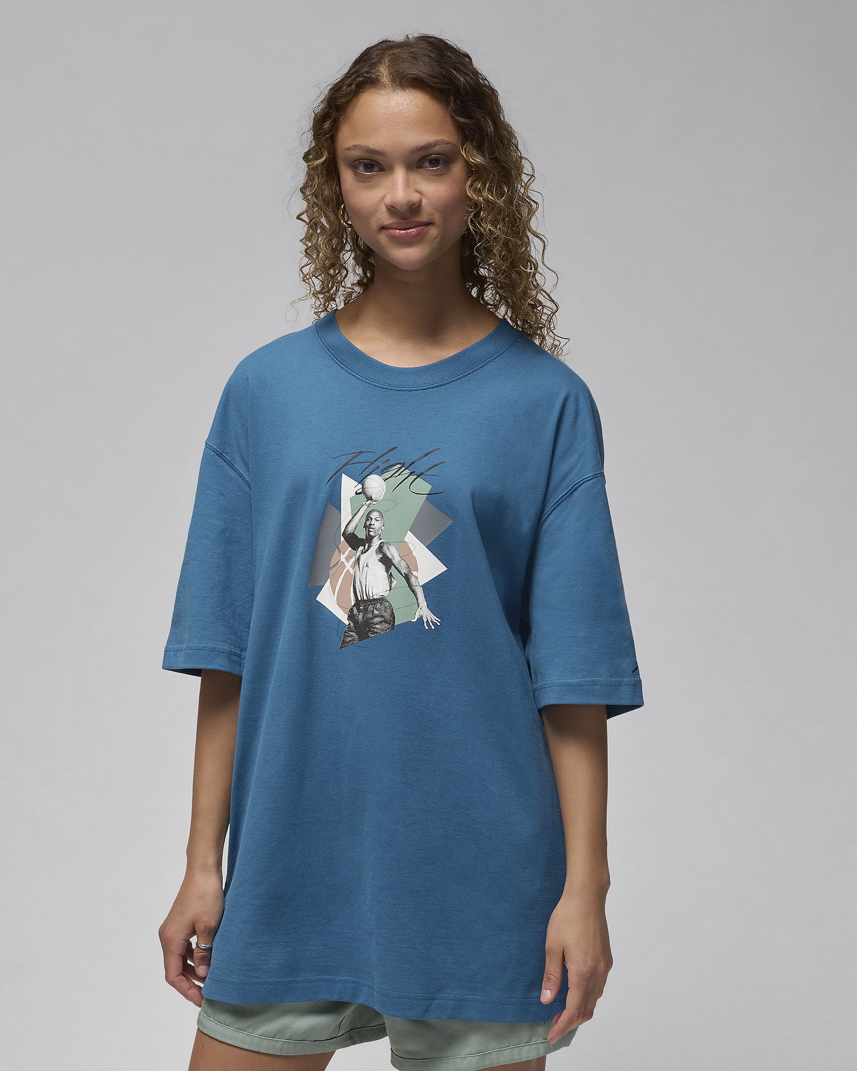 Jordan Women's Oversized Graphic T-Shirt - Industrial Blue