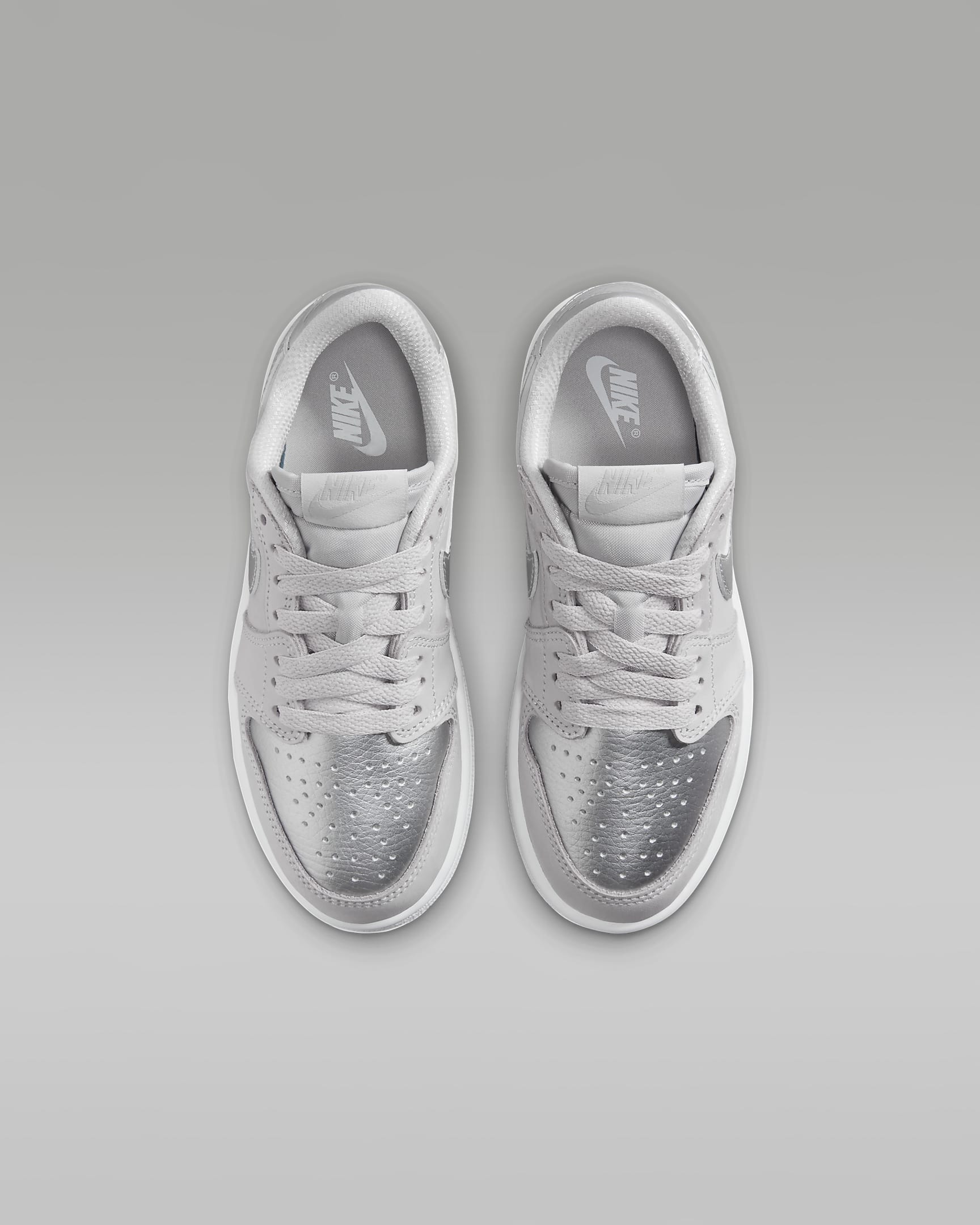 Jordan 1 Retro Low 'Silver' Younger Kids' Shoes - Neutral Grey/White/Metallic Silver