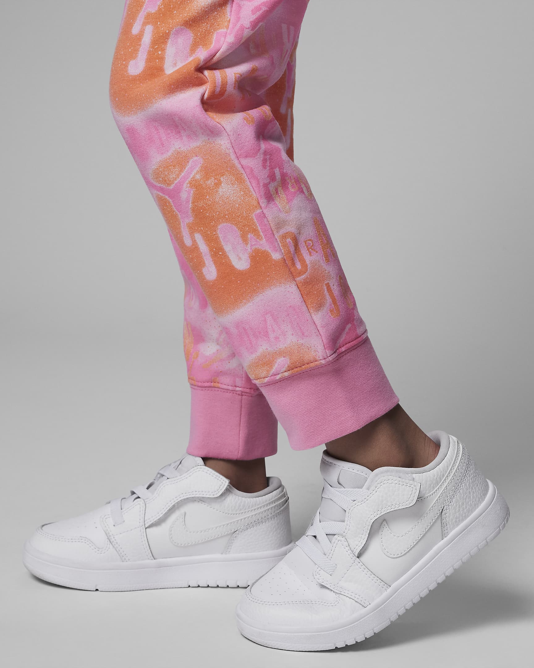 Jordan Younger Kids' Essentials Printed Fleece Hoodie and Trousers Set ...