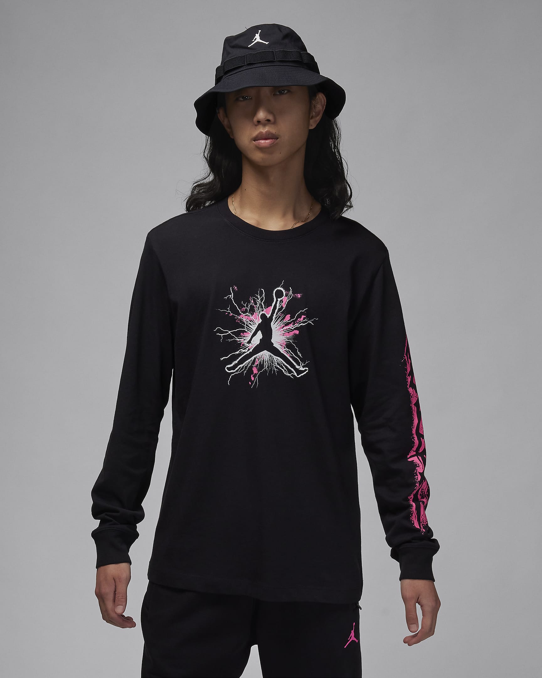 Jordan Dri-FIT Sport Men's Long-Sleeve Graphic T-Shirt - Black/Hyper Pink/Black
