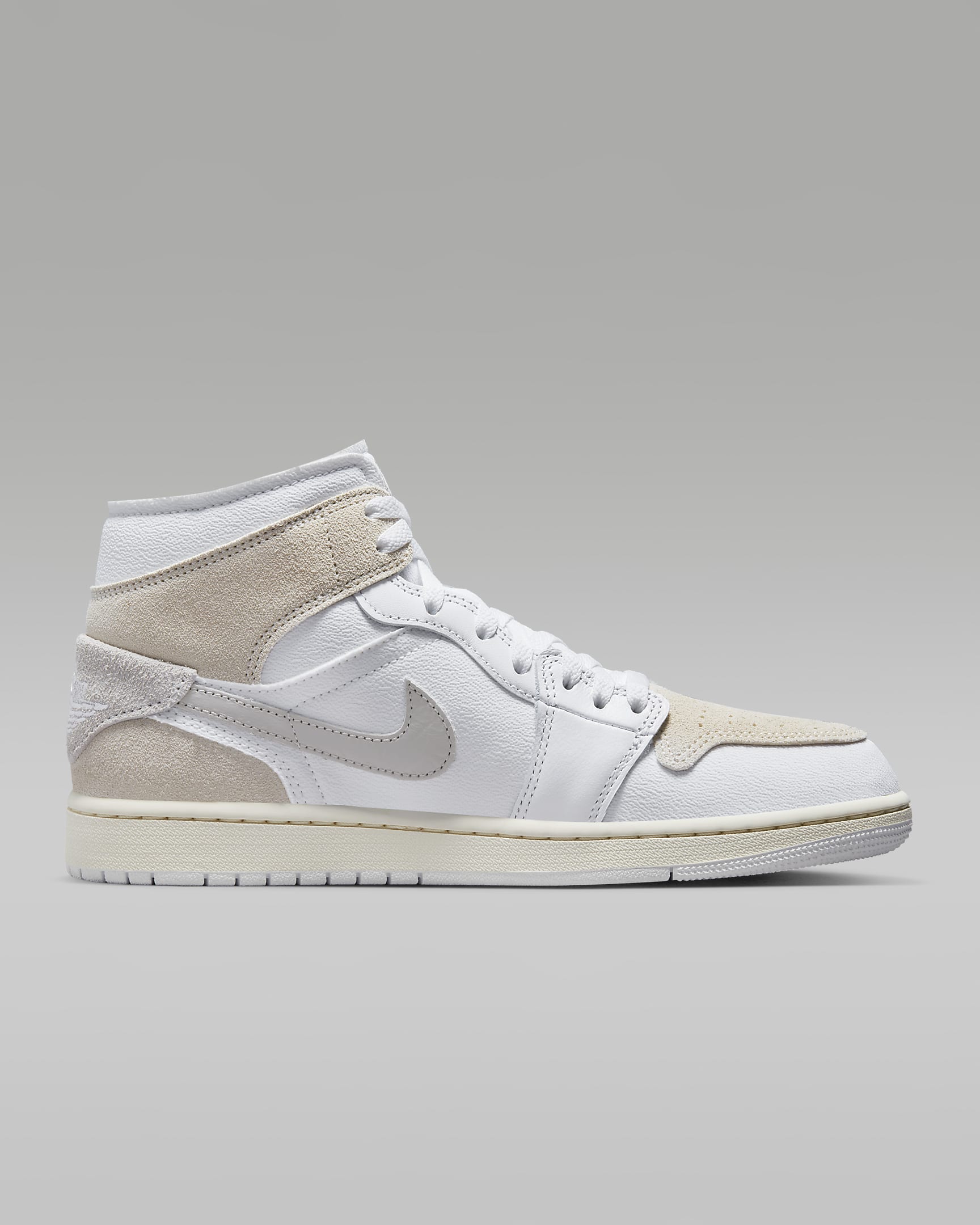 Air Jordan 1 Mid SE Craft Men's Shoes. Nike HR