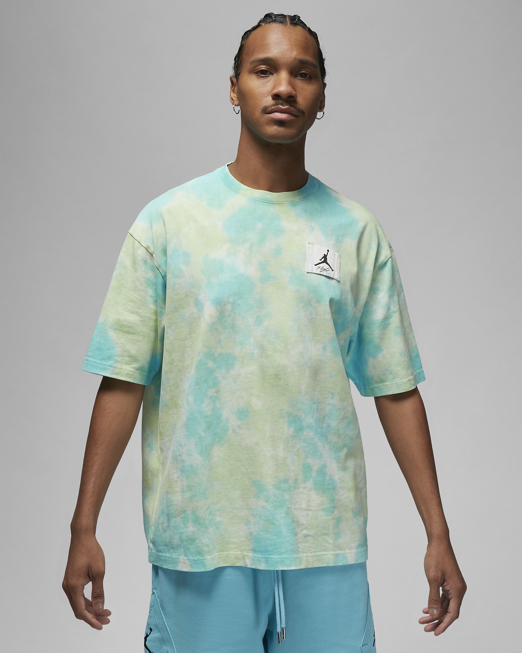 Jordan Essentials Men's Oversized Graphic Tshirt. Nike MY