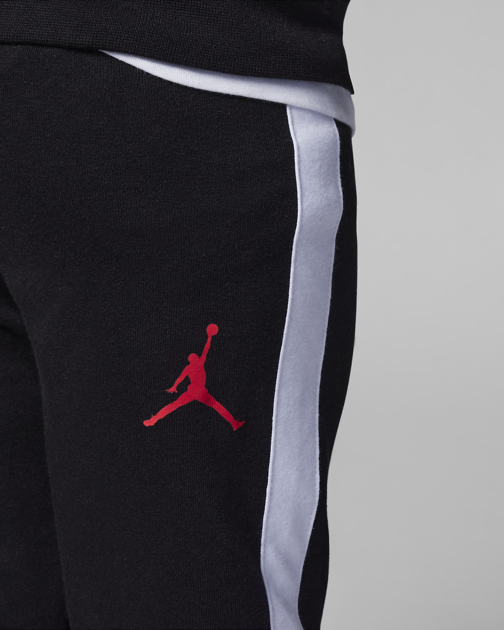 Conjunto de pants Jordan Gym 23 infantil. Nike.com
