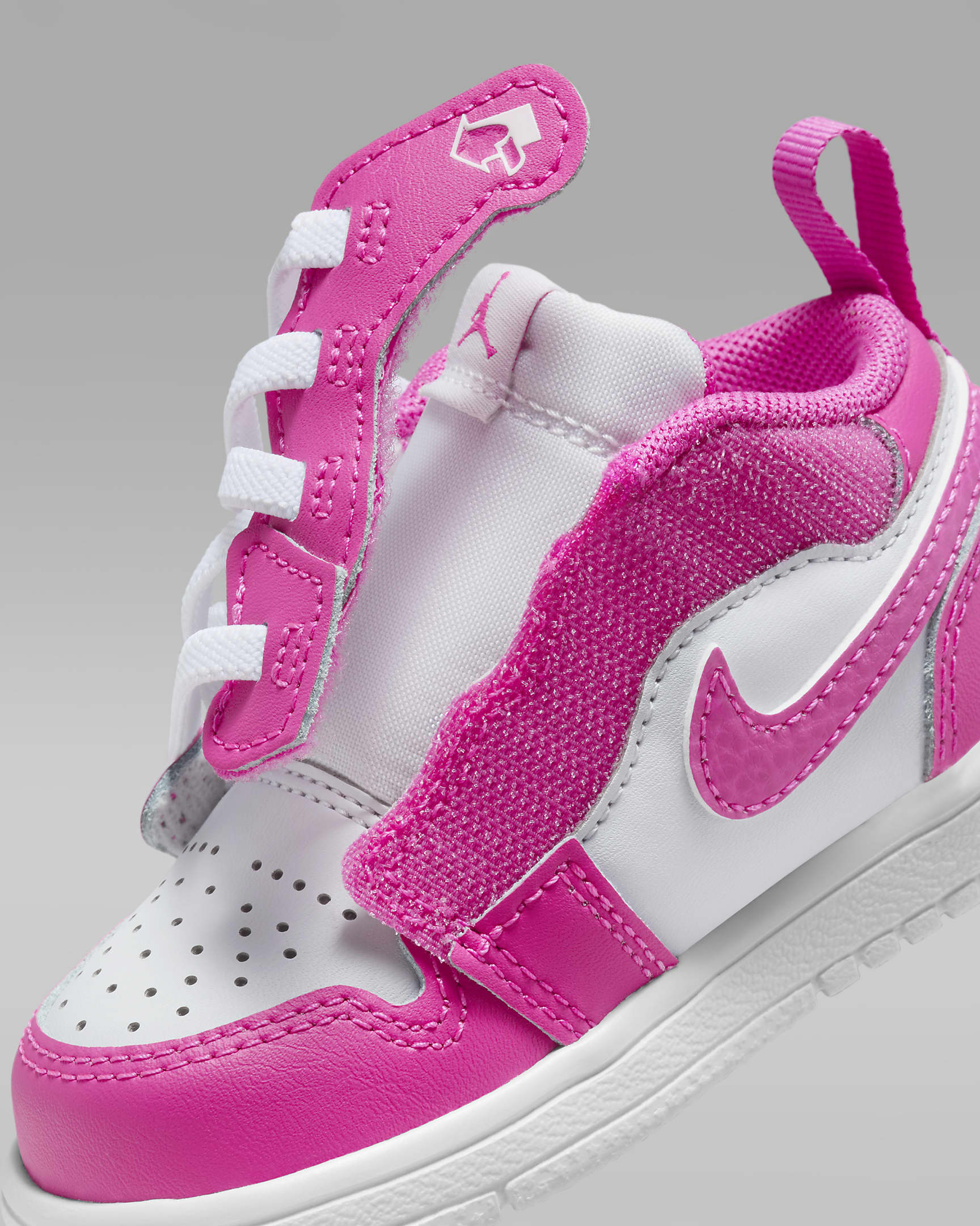 Chaussures Jordan 1 Low Alt pour bébé et tout-petit - Fire Pink/Blanc/Iris Whisper