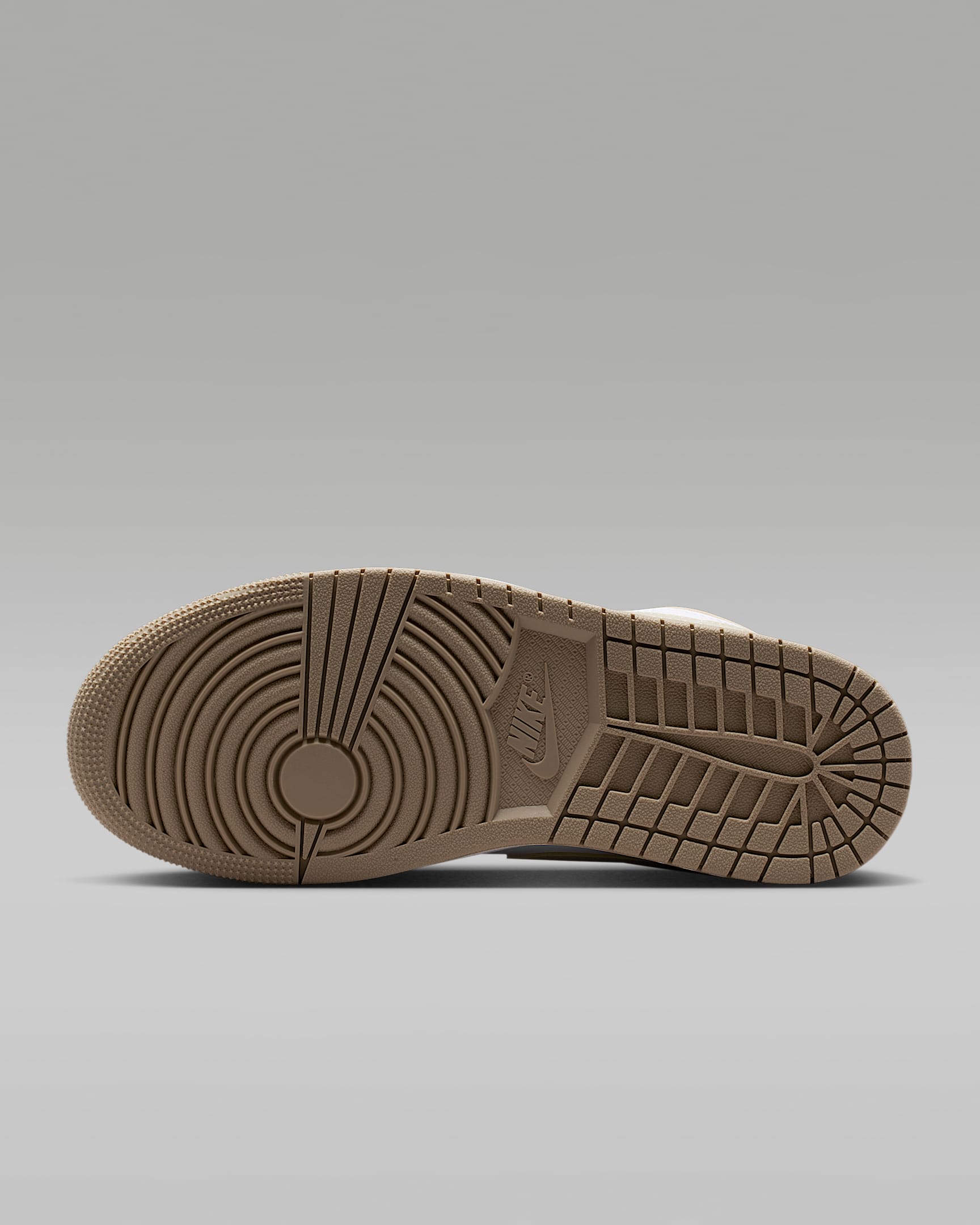 Sapatilhas Air Jordan 1 Low para mulher - Caqui/Olive Aura/Sail/Branco