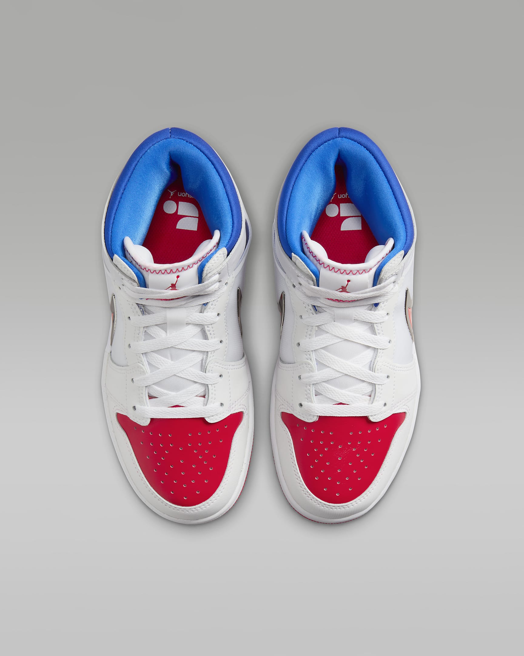 Sapatilhas Jordan 1 Mid RM EasyOn Júnior - Branco/Azul Racer/Vermelho Siren