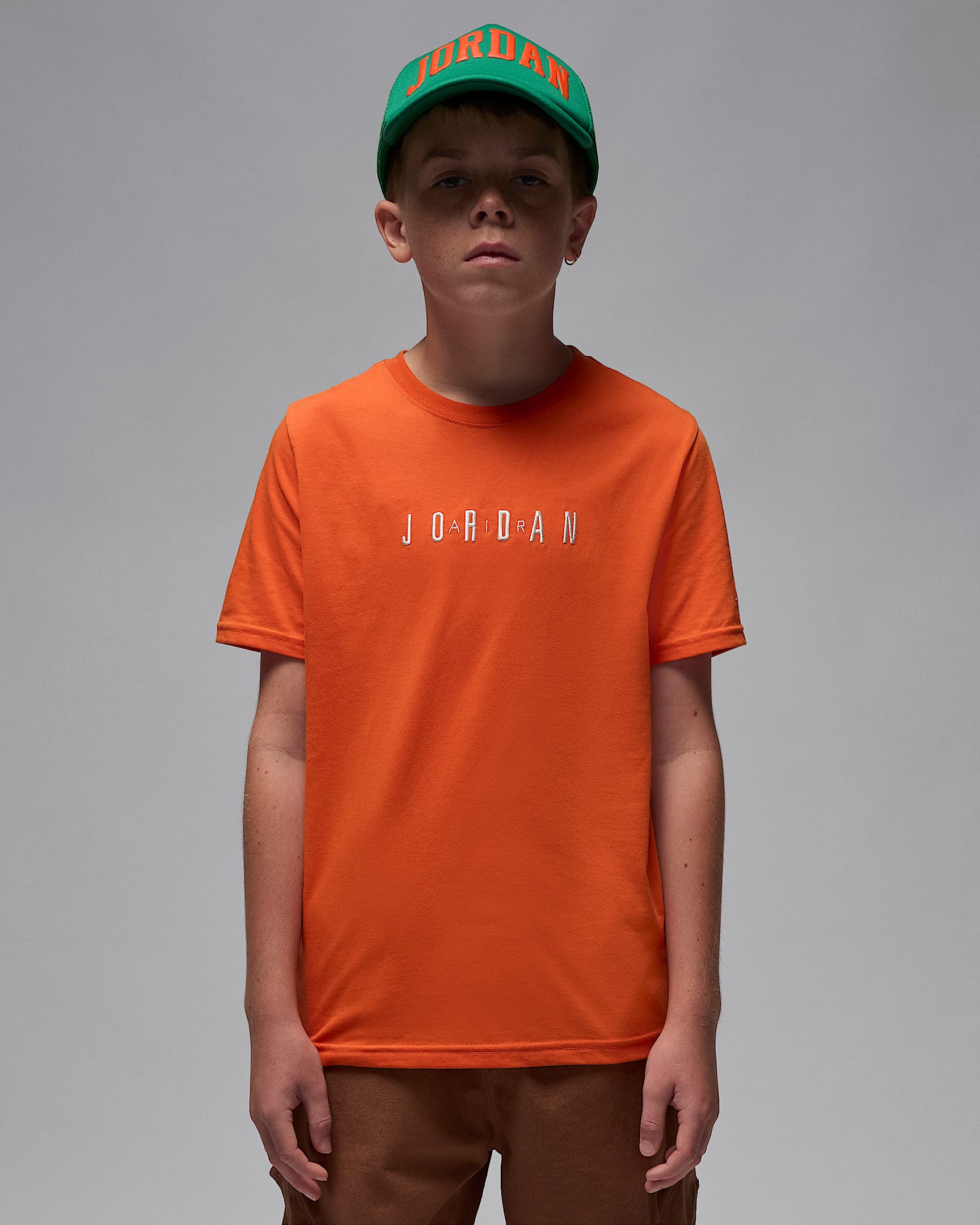 Playera con logotipo bordado Jordan para niños talla grande - Estrella de mar