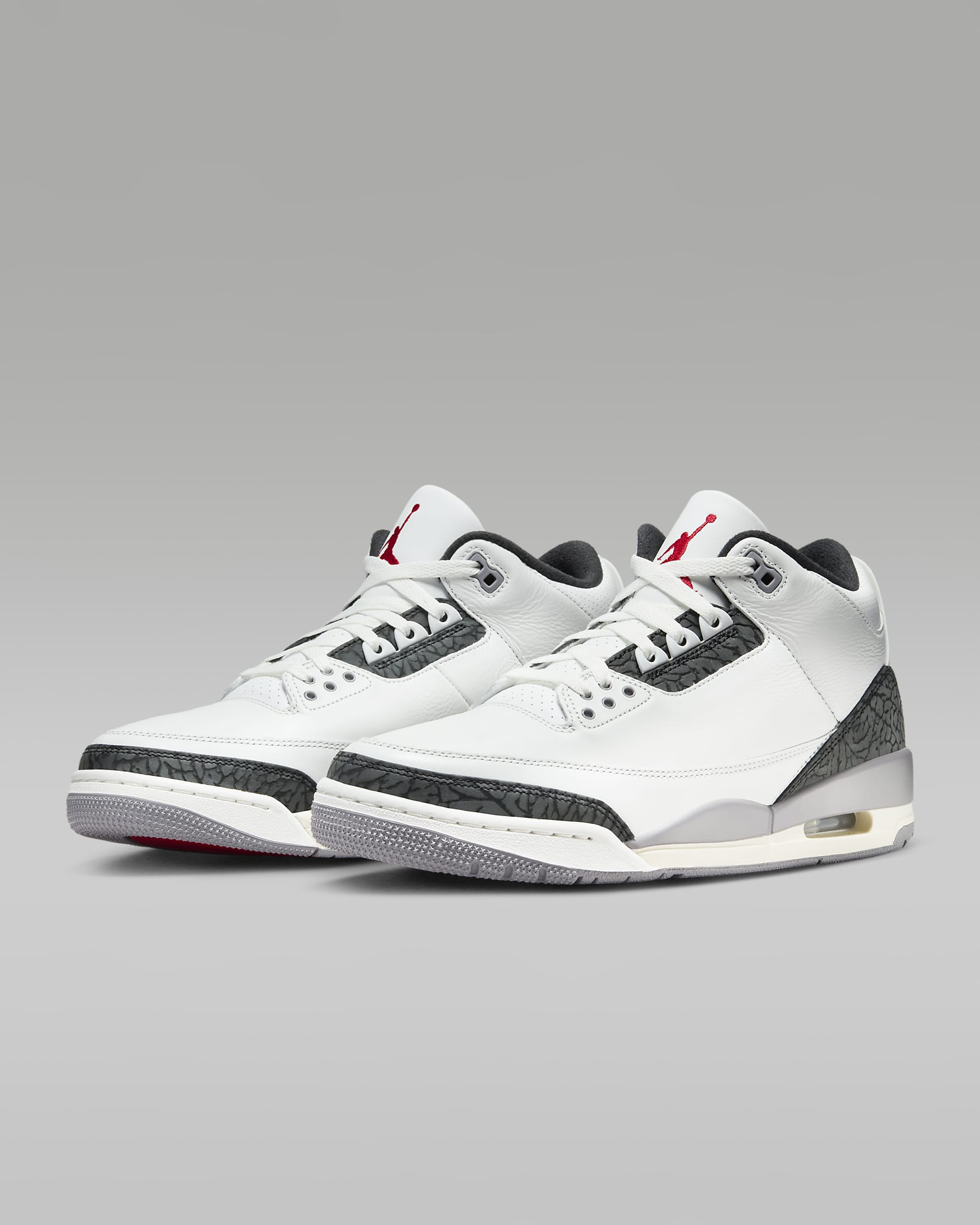 รองเท้าผู้ชาย Air Jordan 3 Retro "Cement Grey" - Summit White/Cement Grey/ดำ/Fire Red