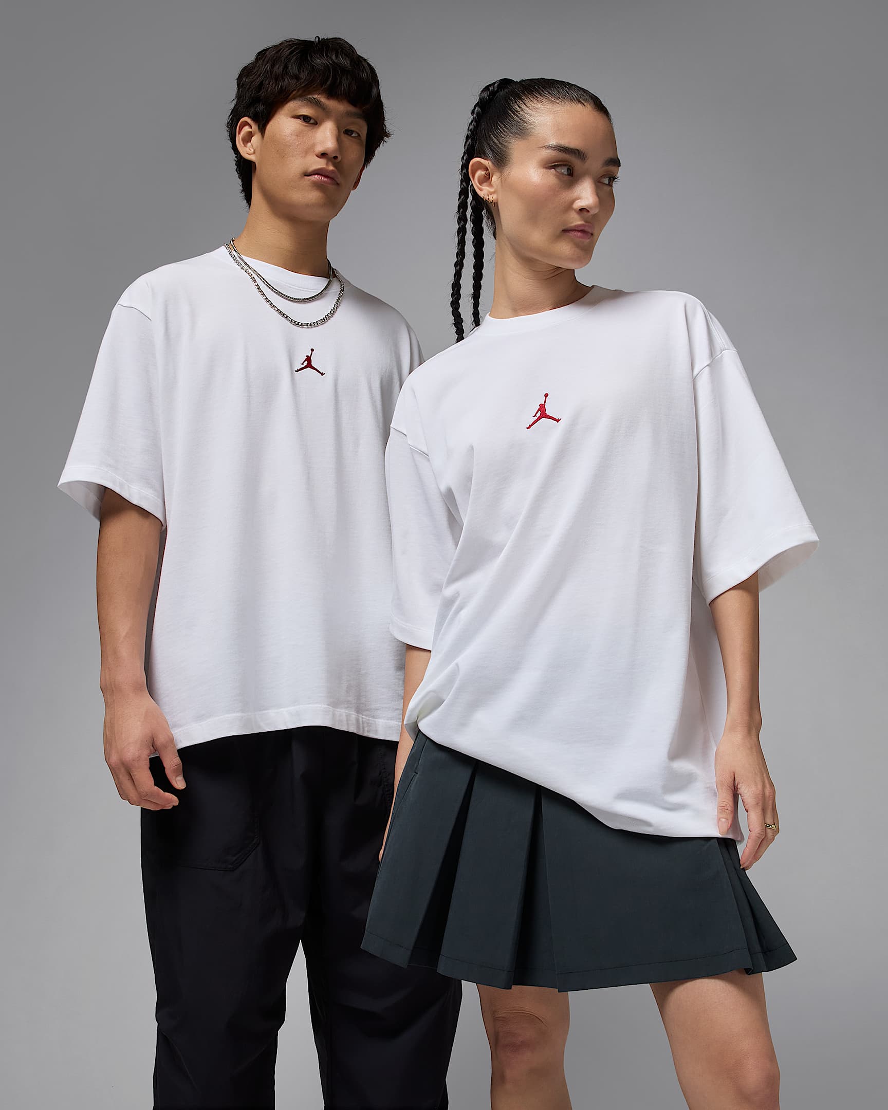 Jordan Men's Korea T-Shirt - White/Varsity Red