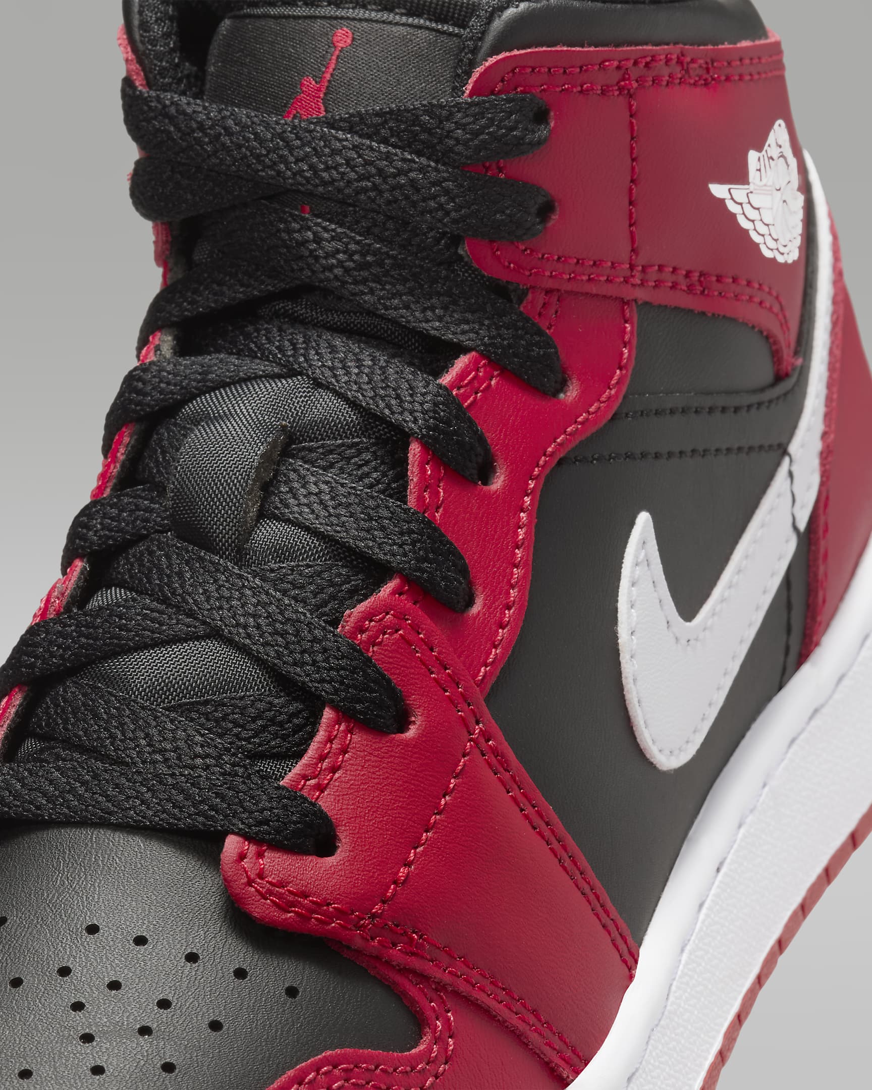 Air Jordan 1 Mid Older Kids' Shoes - Black/Gym Red/White