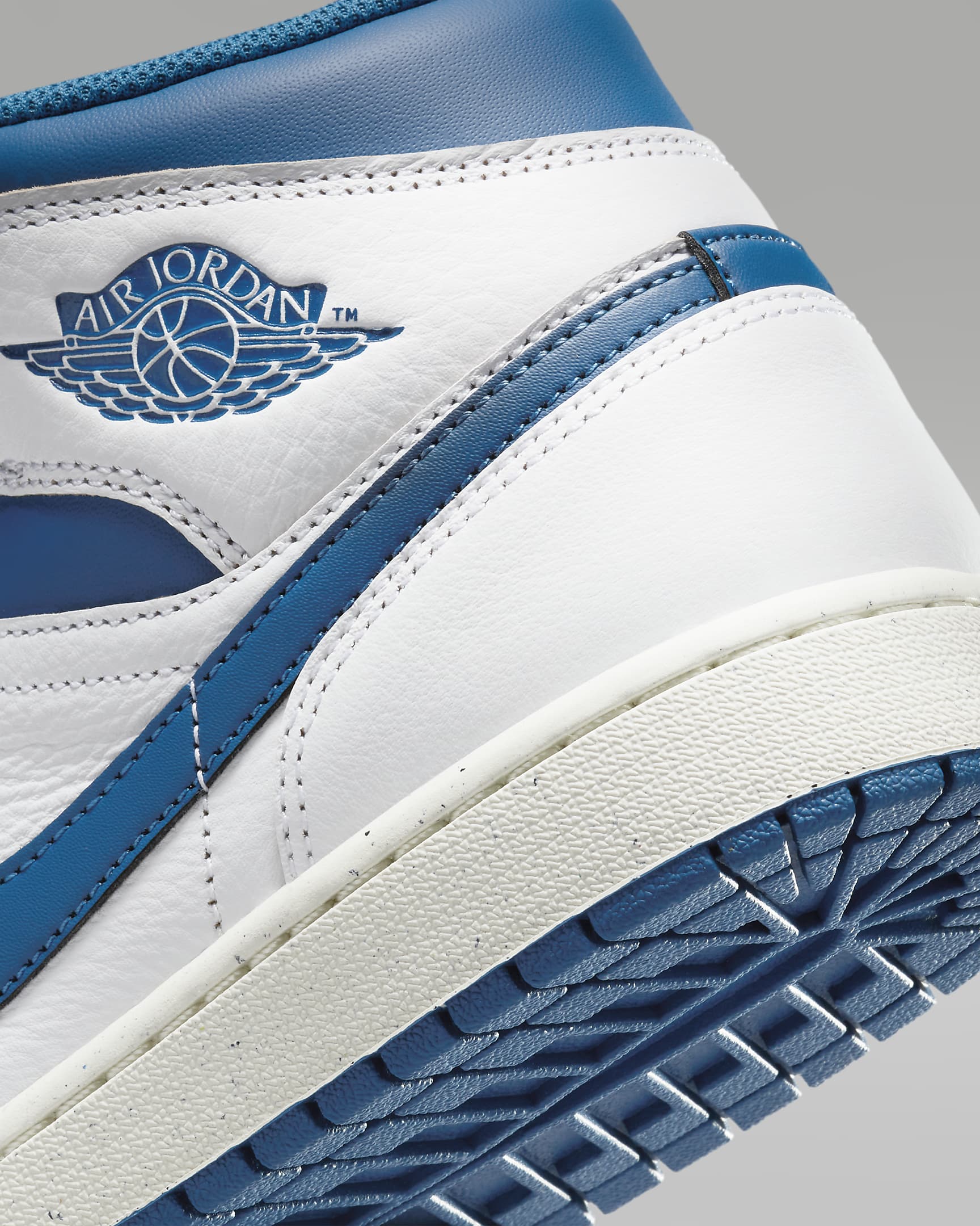 Air Jordan 1 Mid SE Men's Shoes - White/Sail/Industrial Blue