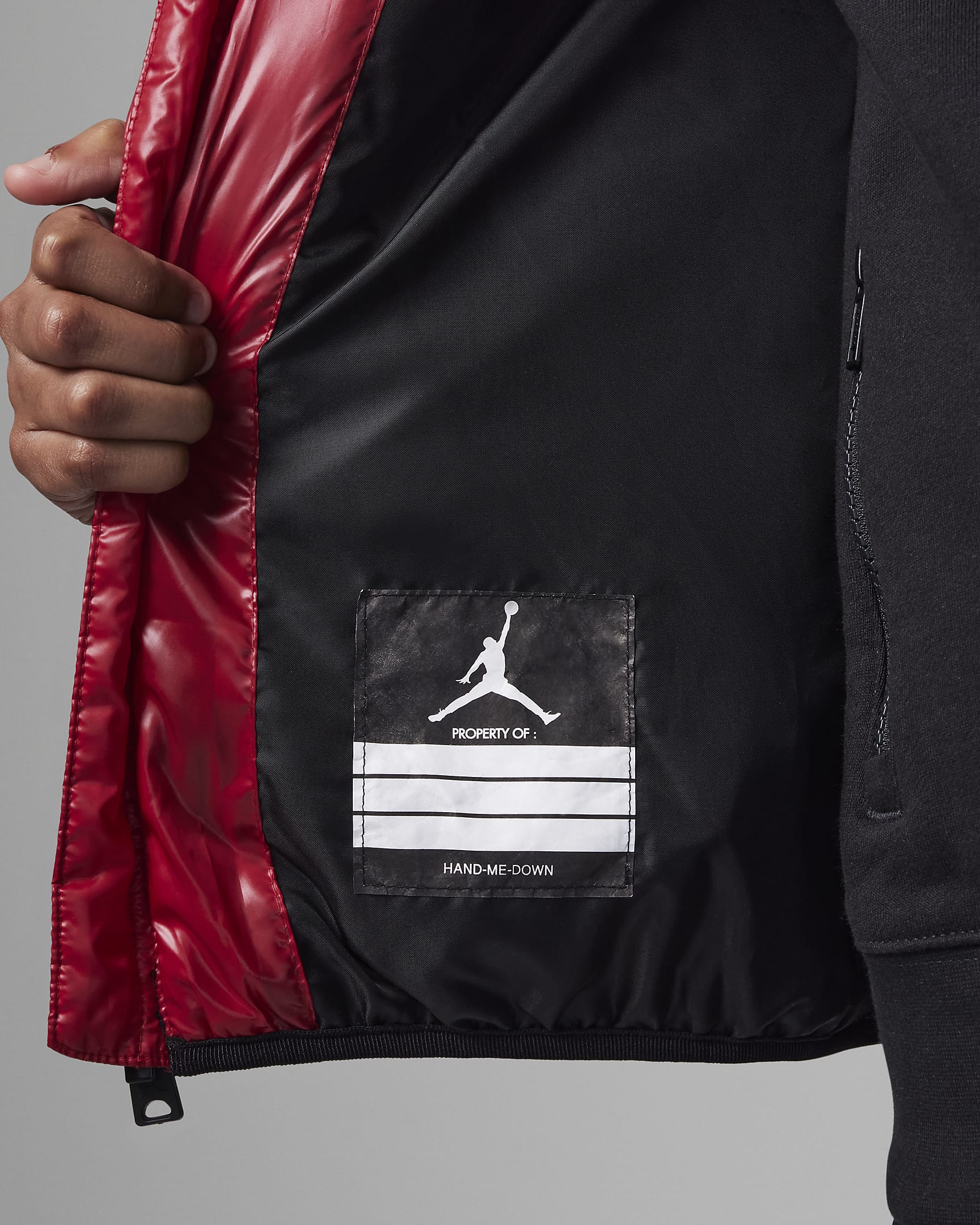 Jordan Midweight Faux Down Jacket Big Kids Jacket. Nike JP