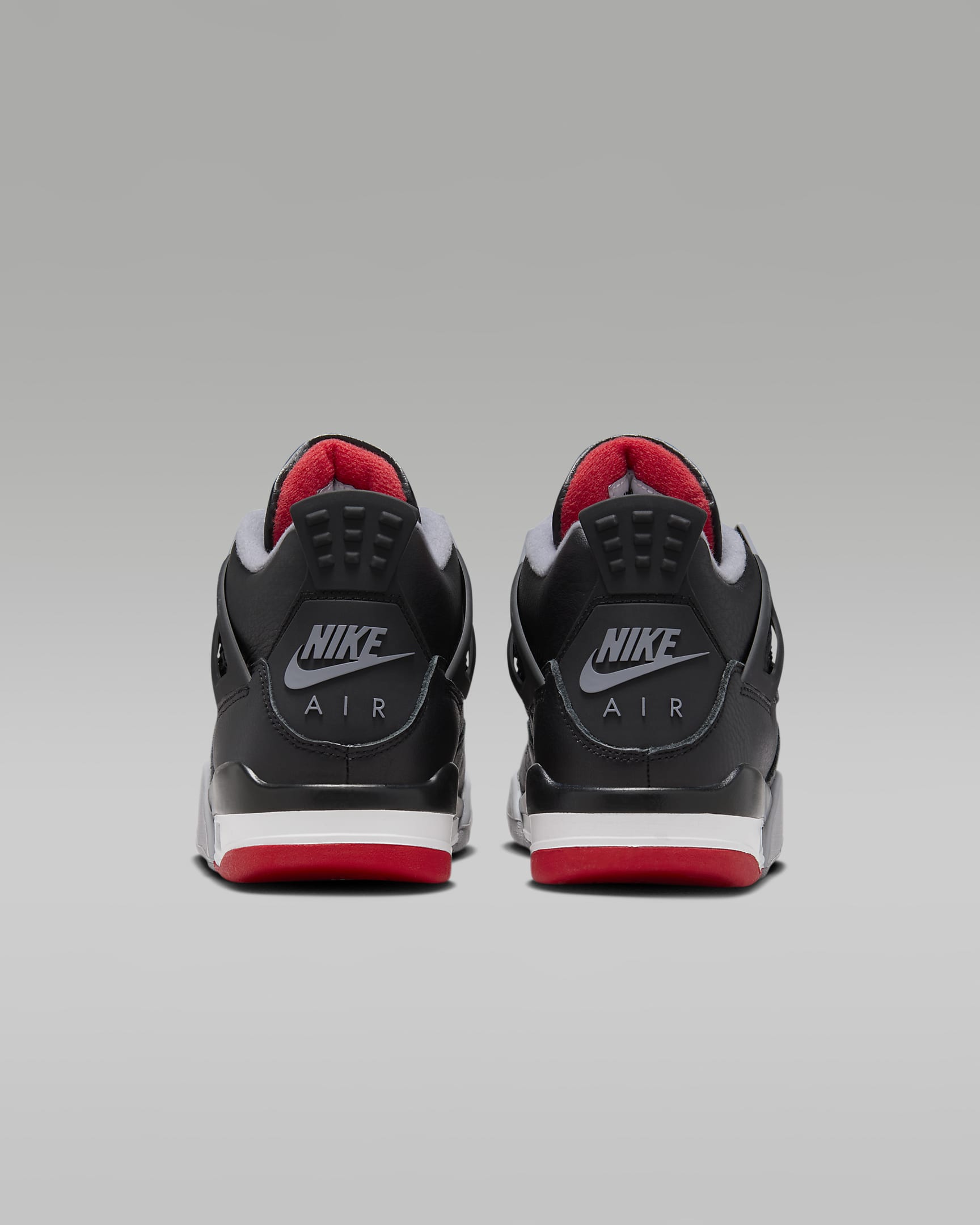 Calzado para niños grandes Air Jordan 4 Retro "Bred Reimagined" - Negro/Gris cemento/Blanco cumbre/Rojo pasión