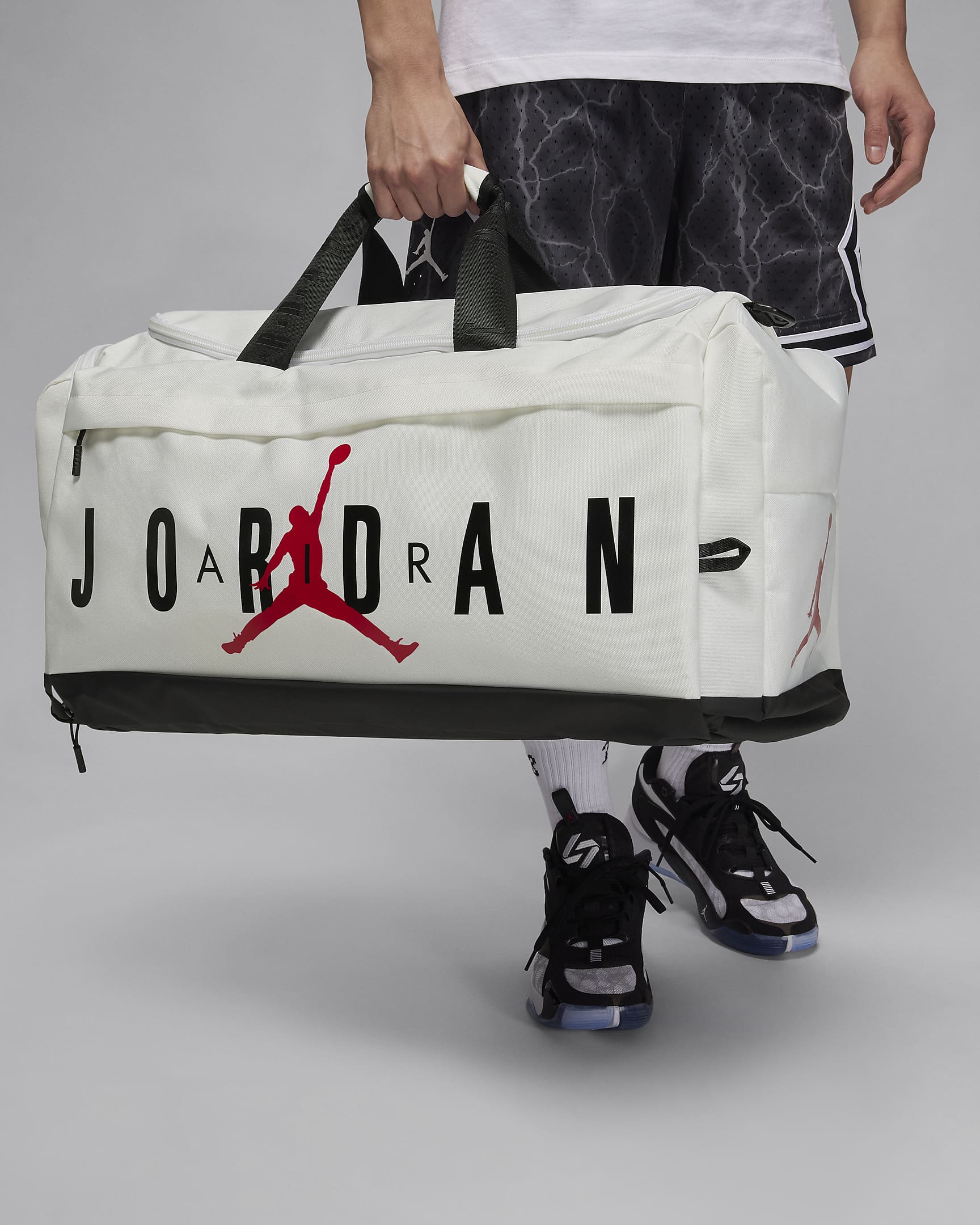 Maleta de entrenamiento (69 L) Jordan Velocity - Blanco