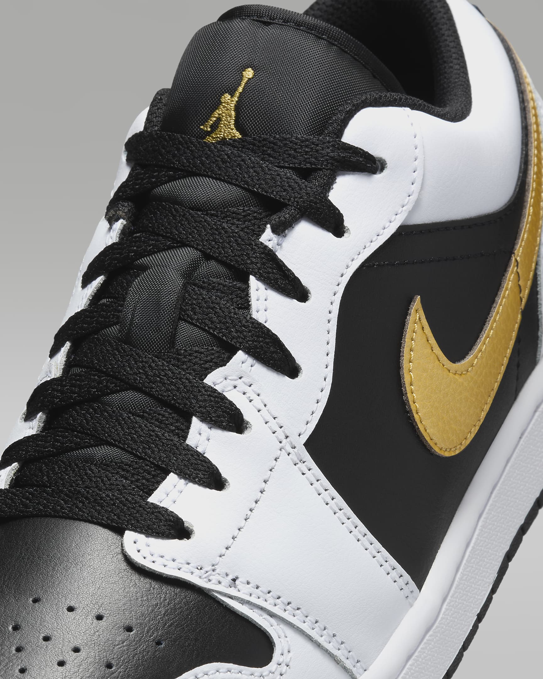 Air Jordan 1 Low Herenschoenen - Wit/Zwart/Metallic Gold