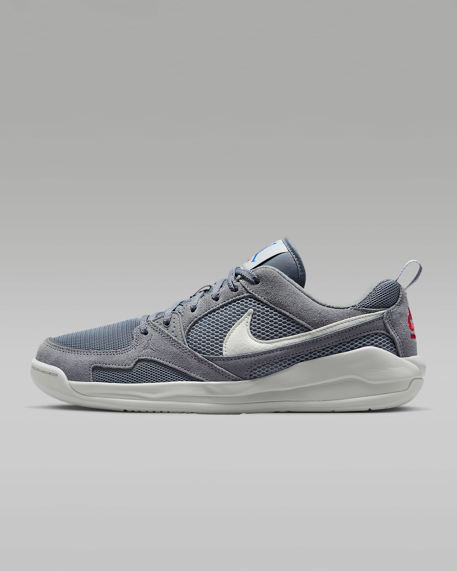 Tenis para hombre Jordan CMFT Era - Gris azulado/Rojo universitario/Royal juego/Blanco