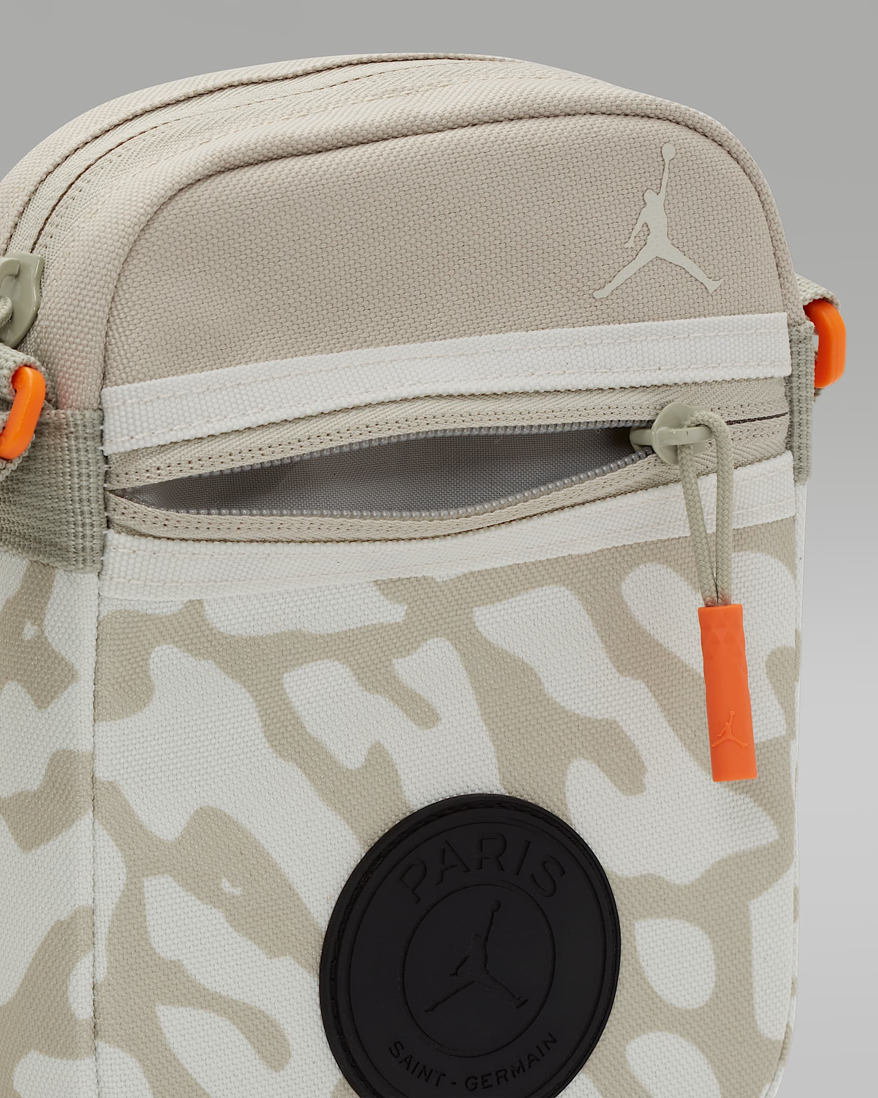 Borsello Jordan Paris SaintGermain Festival Bag (1 l). Nike IT