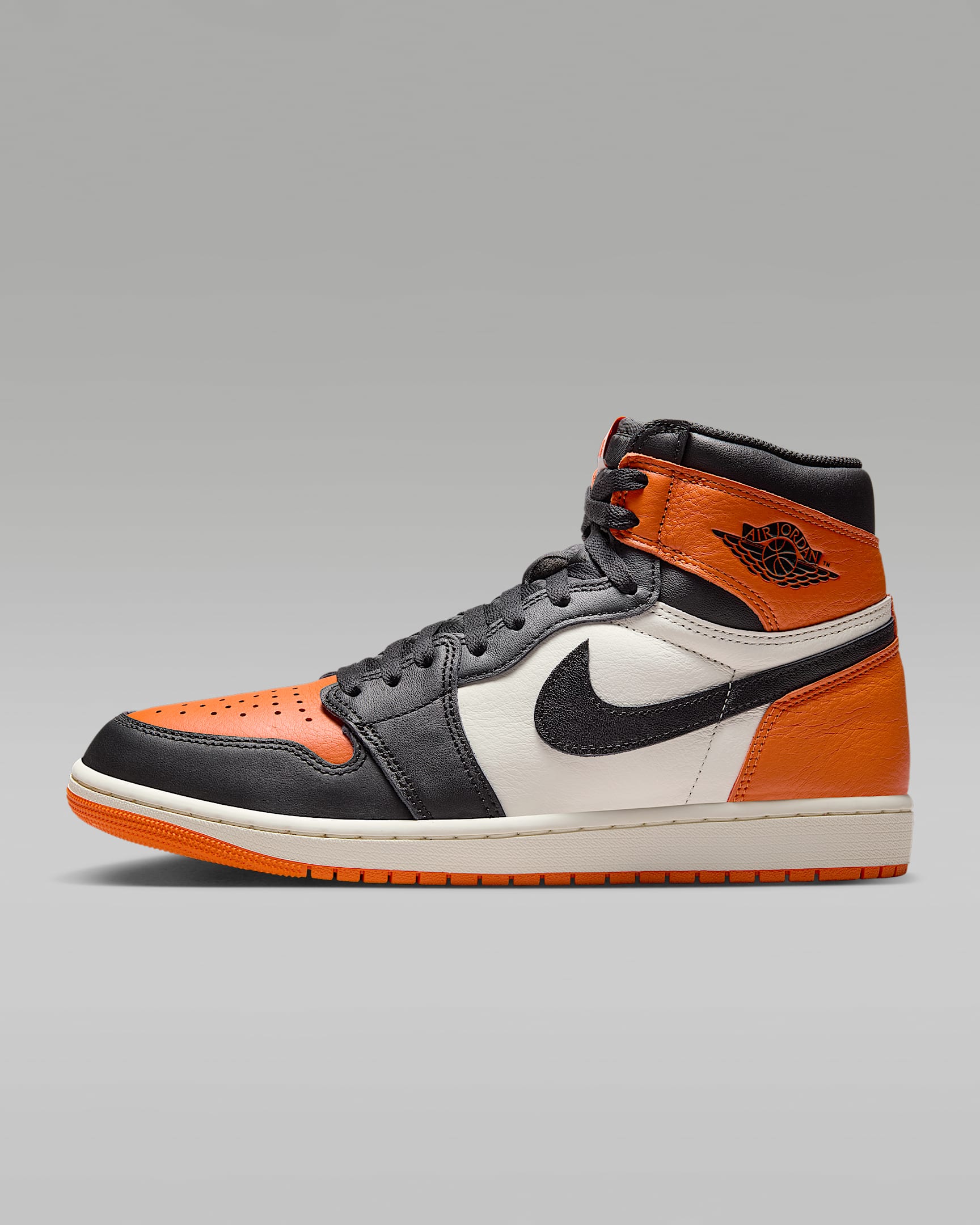 Air Jordan 1 Retro High OG Men's Shoes - Black/Sail/Starfish/Black