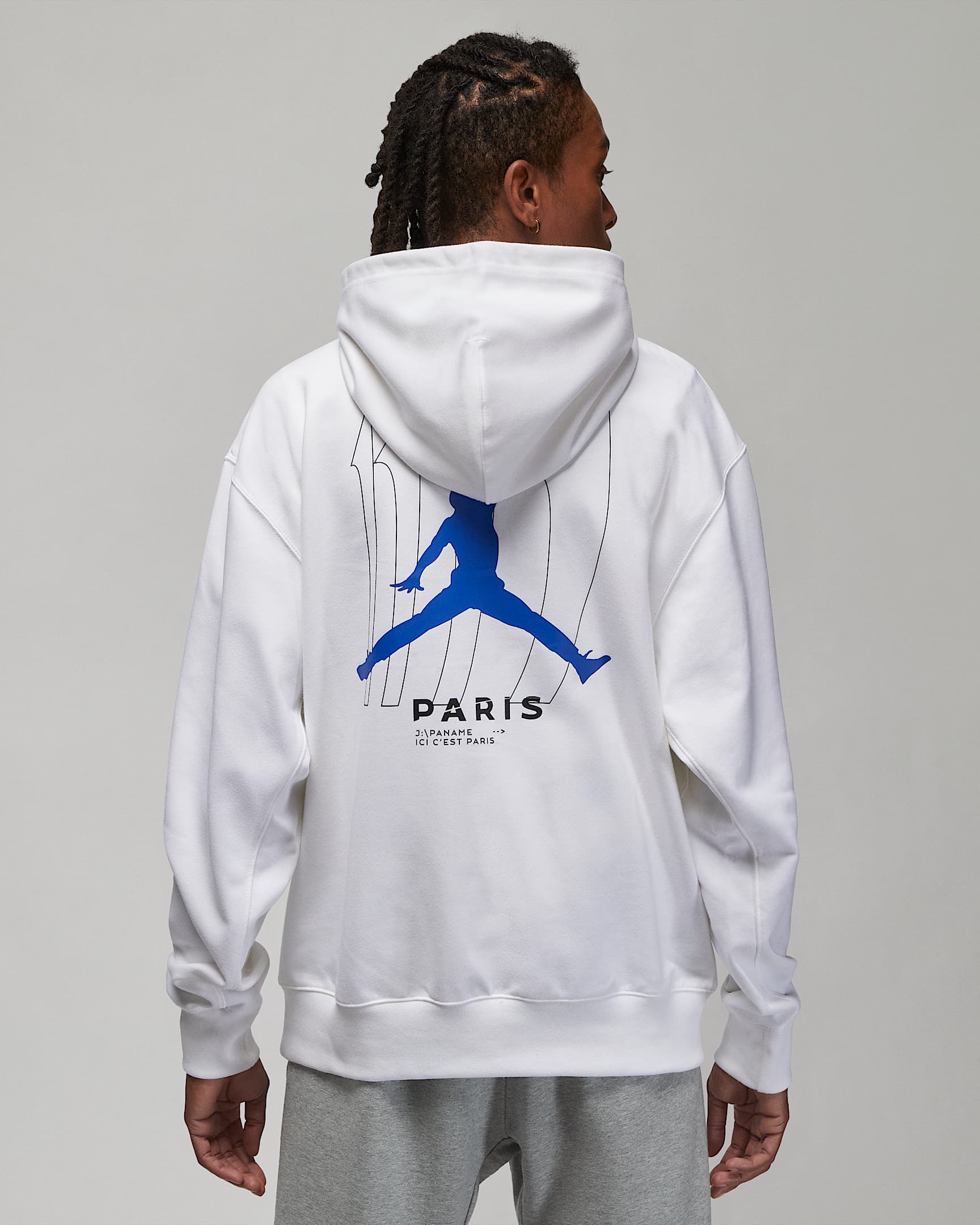 Paris Saint-Germain Men's Statement Pullover Hoodie. Nike MY