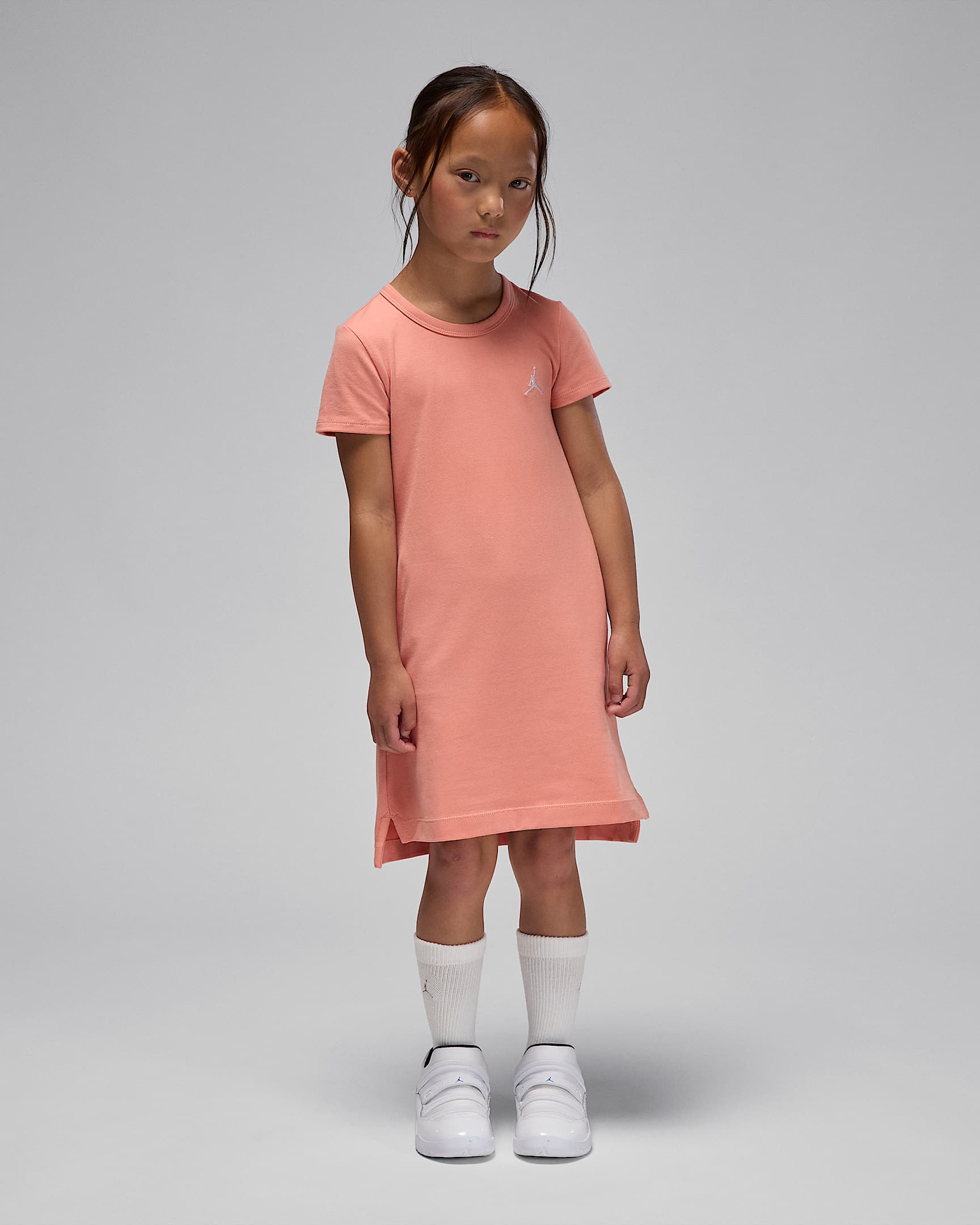 Vestido para niña pequeña Jordan Brooklyn Essentials - Raíz de Rubia claro