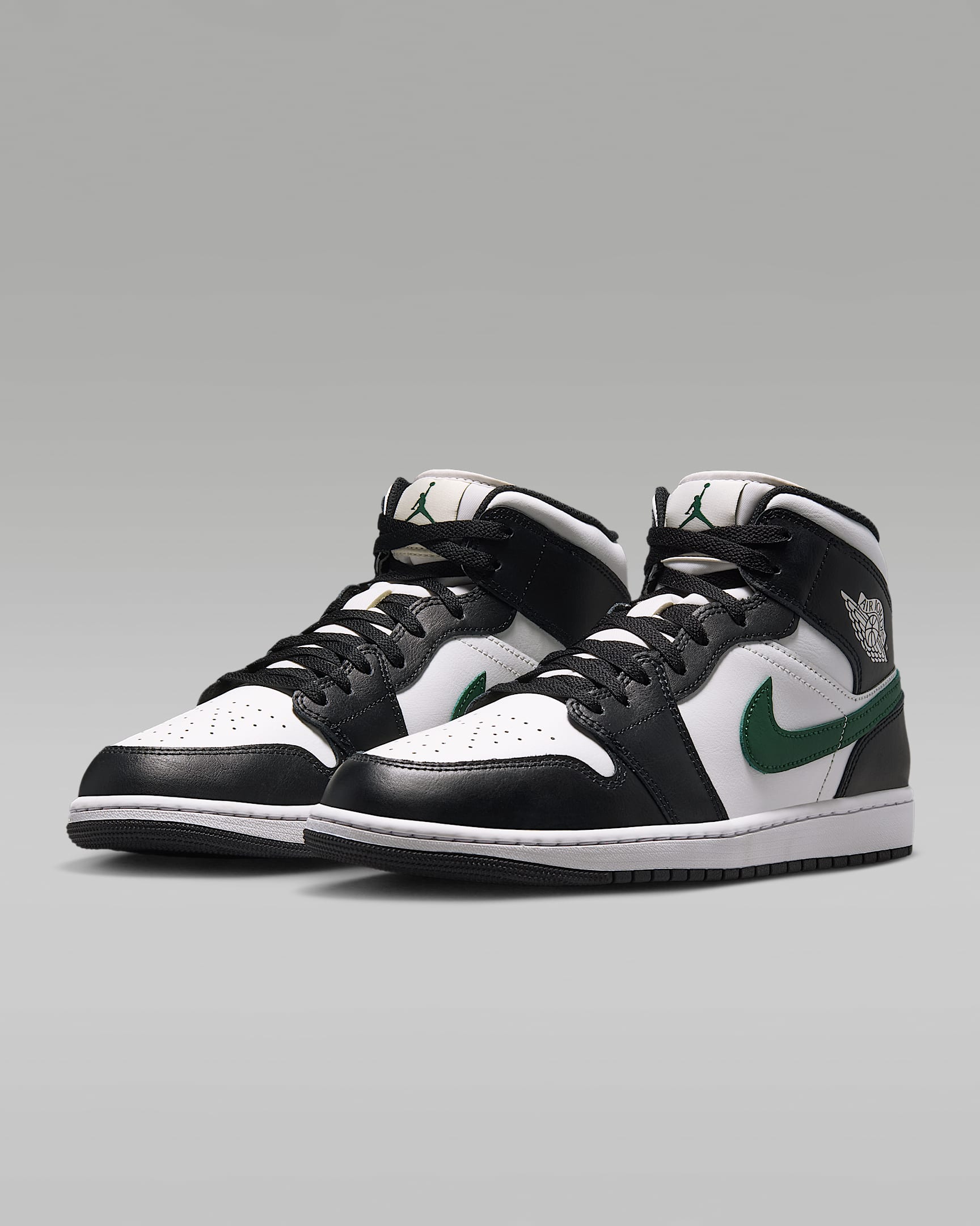 Air Jordan 1 Mid Men's Shoes - Black/Gorge Green/Summit White