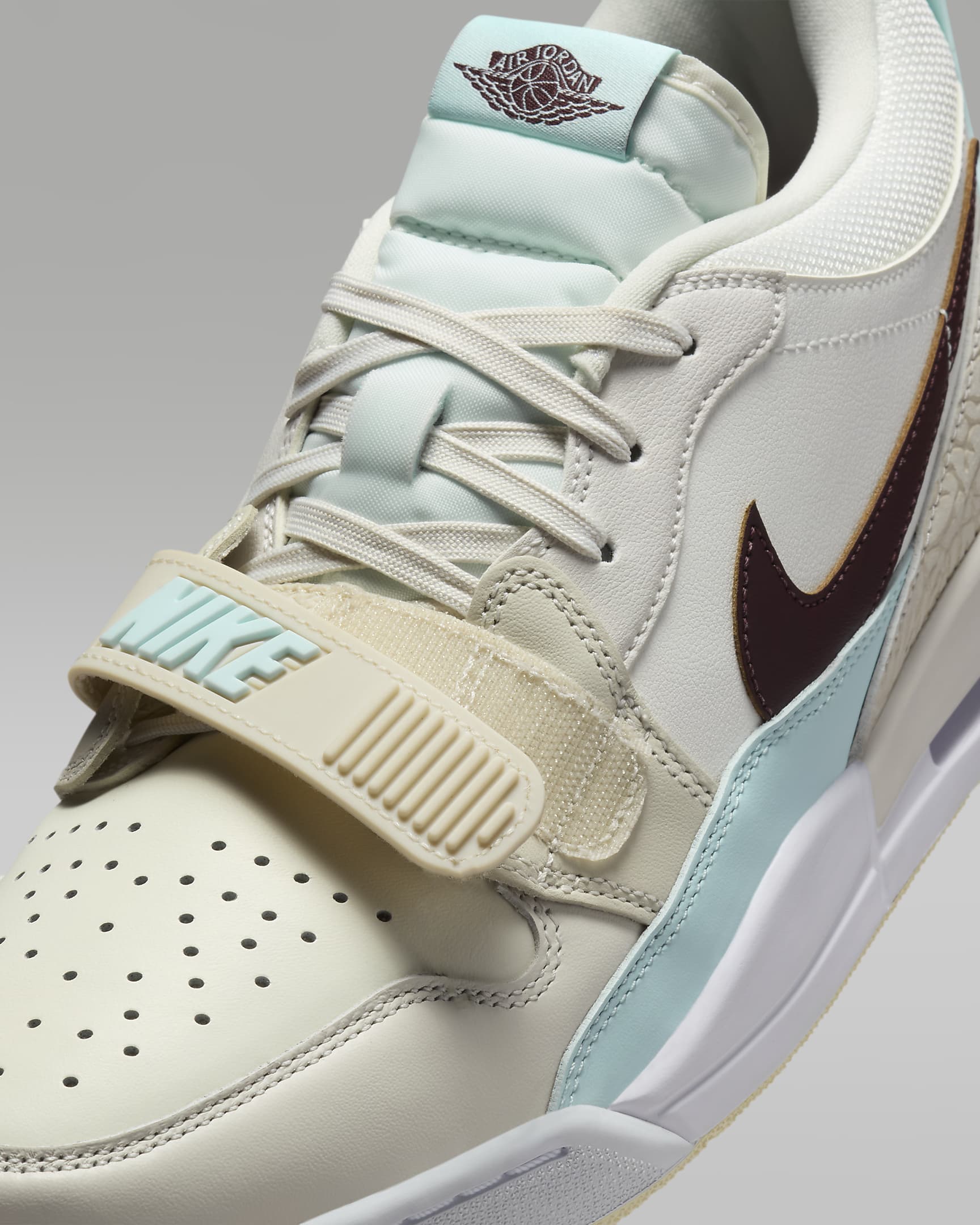 Air Jordan Legacy 312 Low schoenen - Sail/Phantom/Glacier Blue/Burgundy Crush