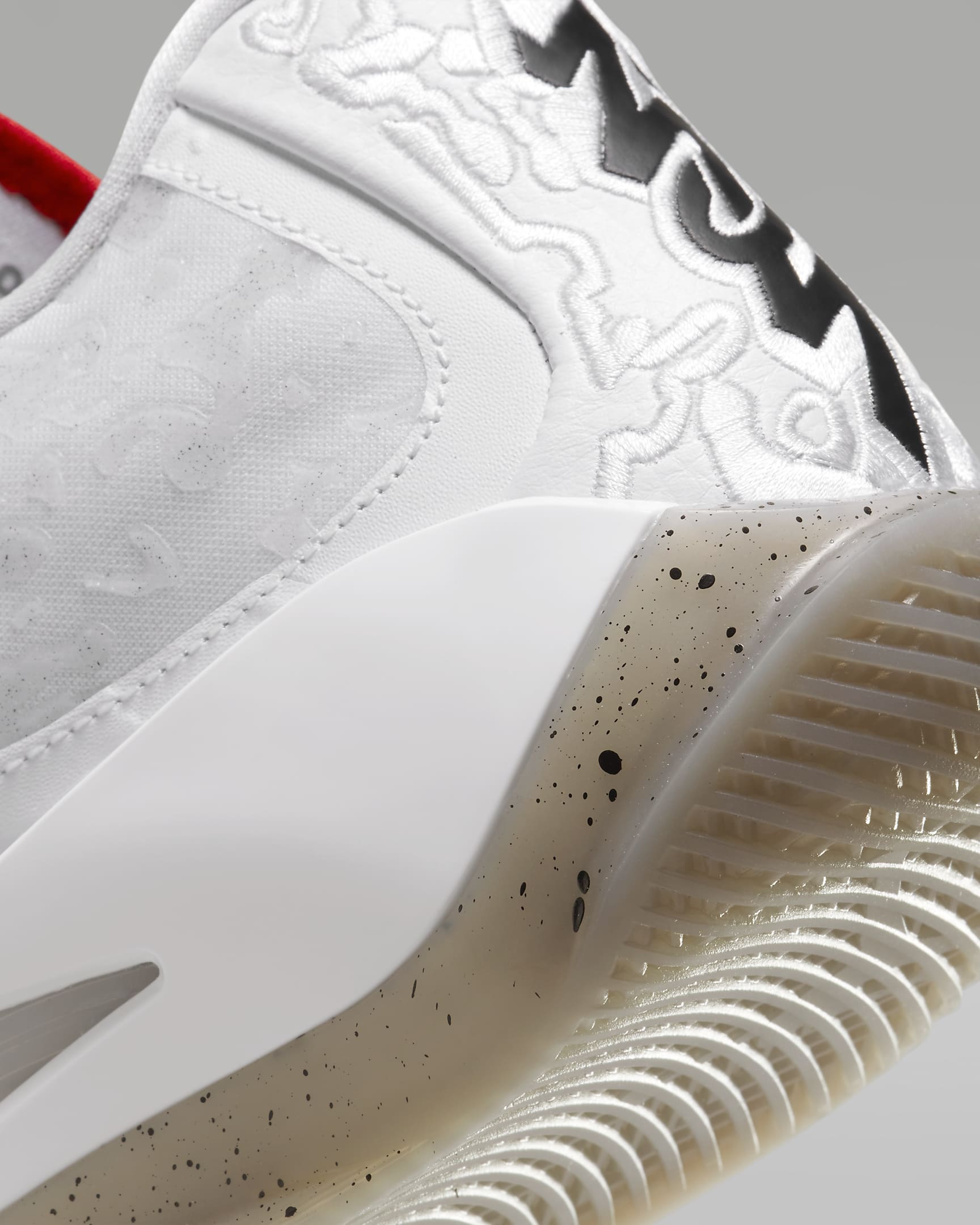 Zion 3 'Fresh Paint' Basketball Shoes. Nike AT