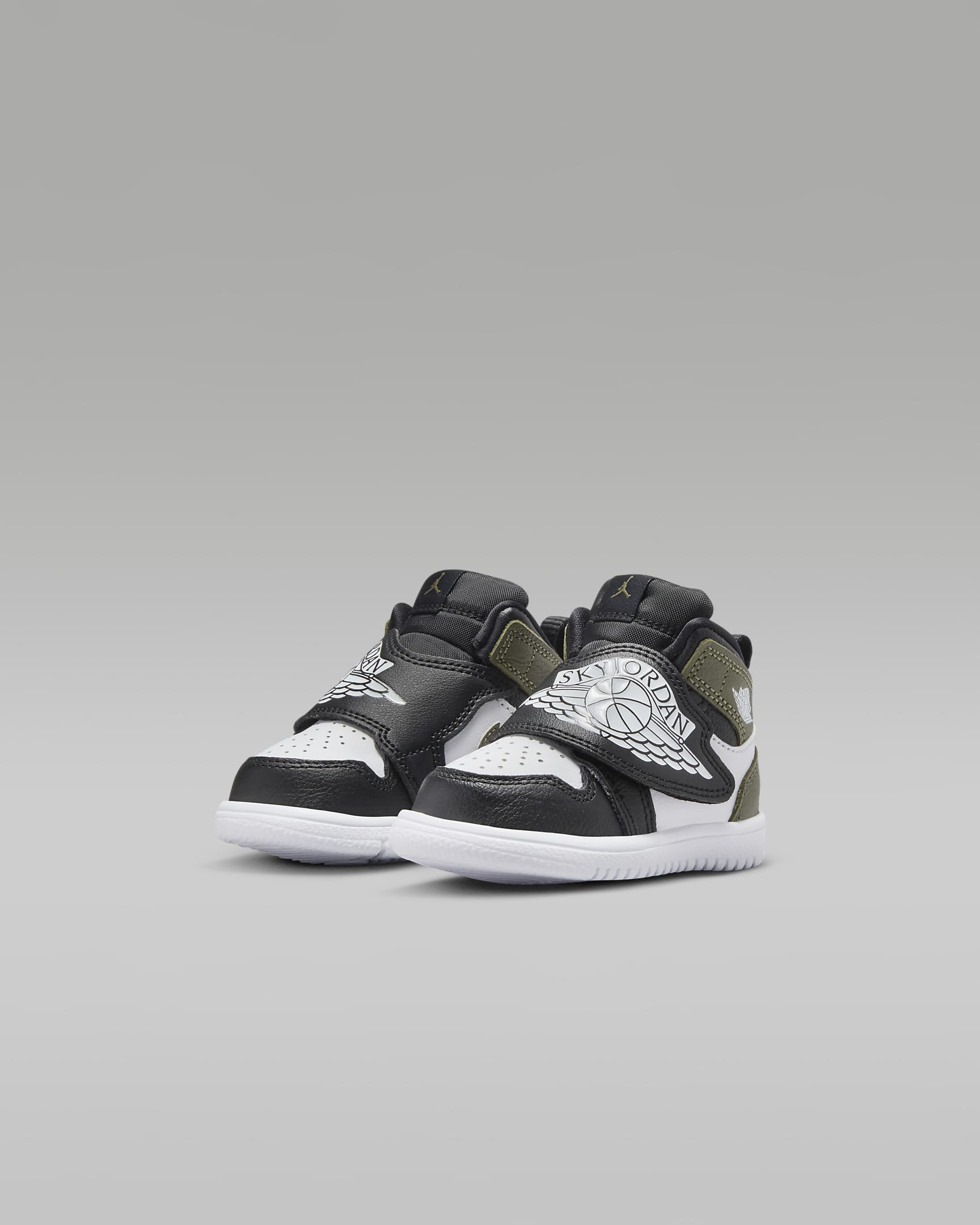 Sky Jordan 1 Baby and Toddler Shoe - Black/Medium Olive/White