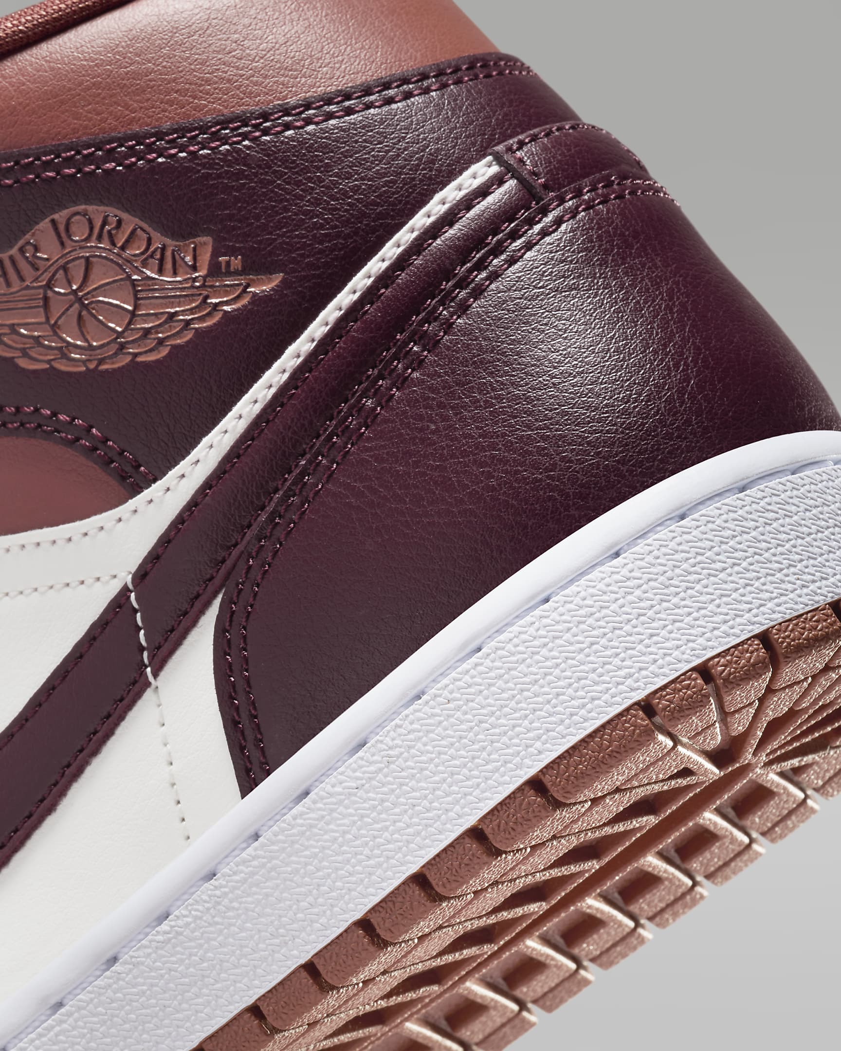 Air Jordan 1 Mid Shoes - Dusty Peach/Sail/White/Night Maroon