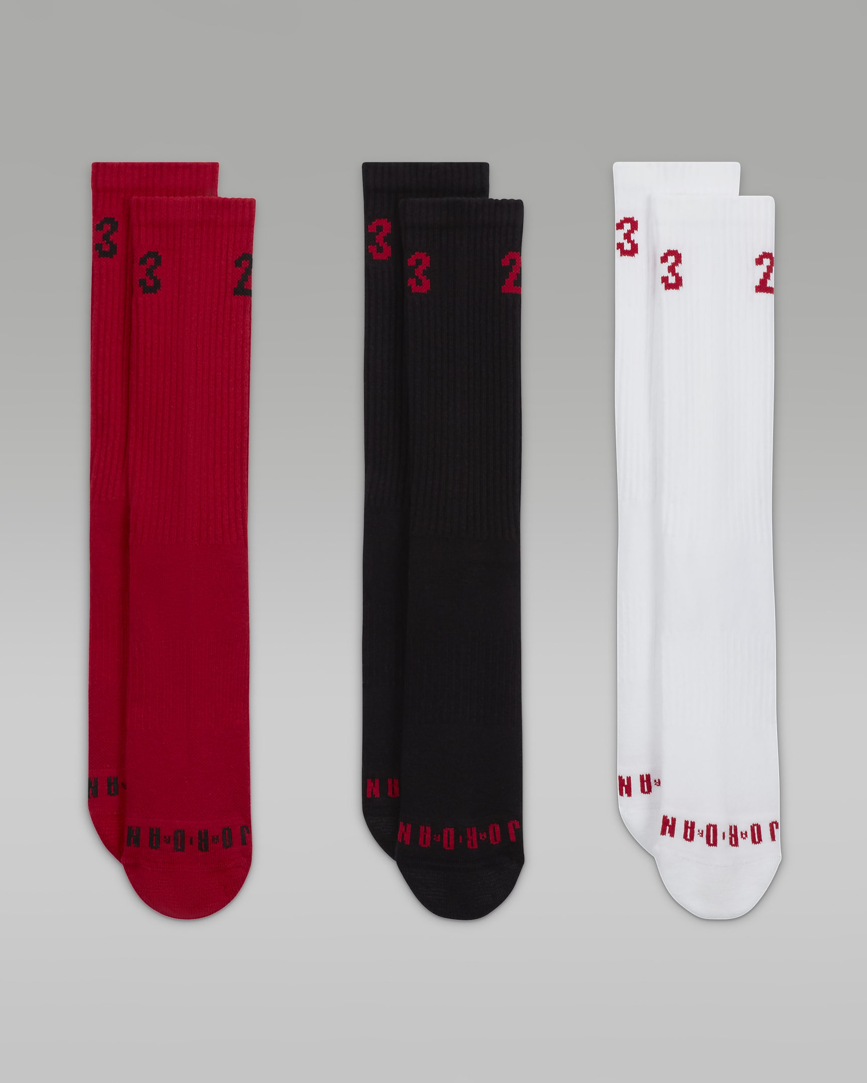 Jordan Essentials Crew Socks (3 Pairs). Nike IN