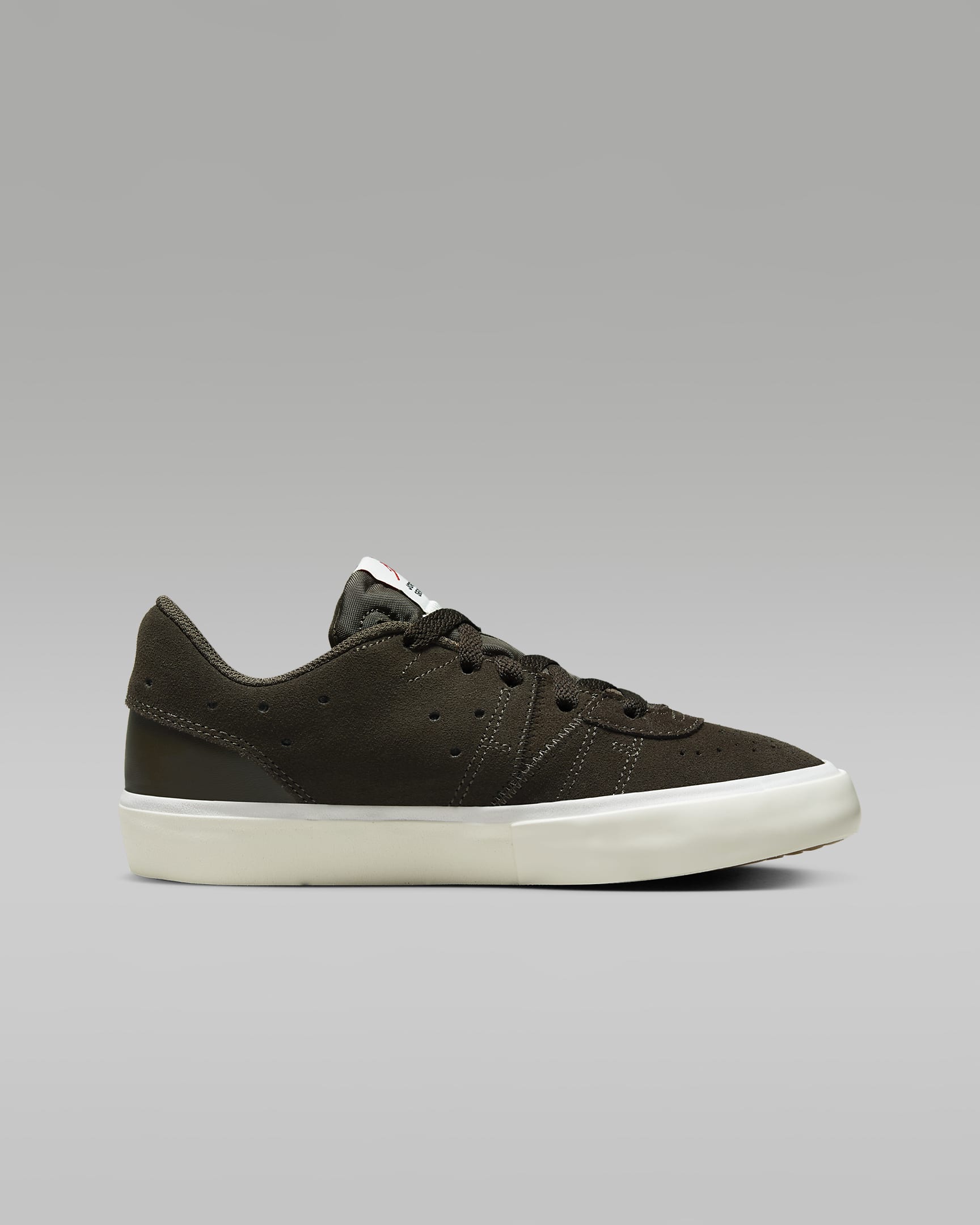 Jordan Series Older Kids' Shoes. Nike MY
