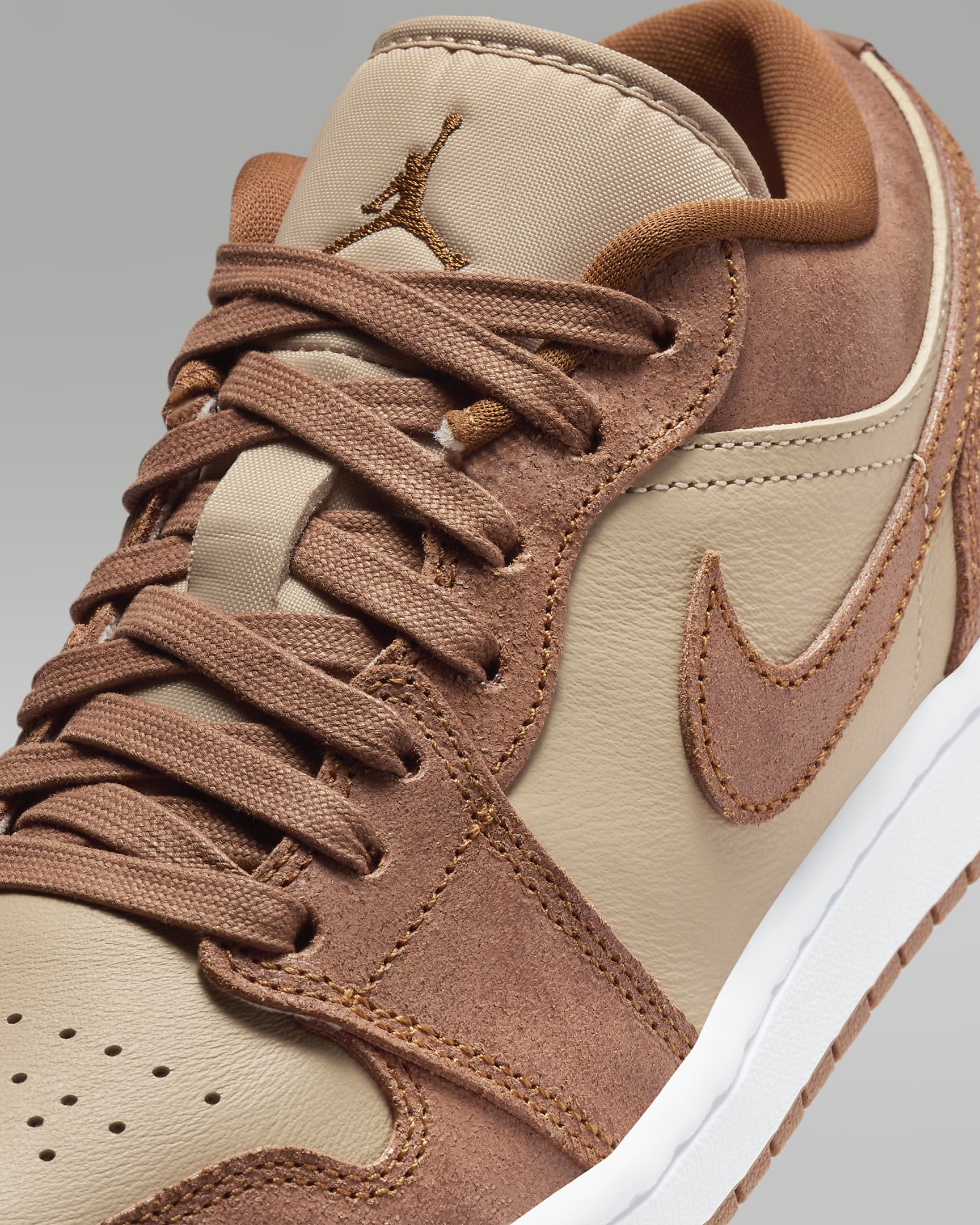 Air Jordan 1 Low SE Women's Shoes - Legend Medium Brown/Sail/Legend Coffee