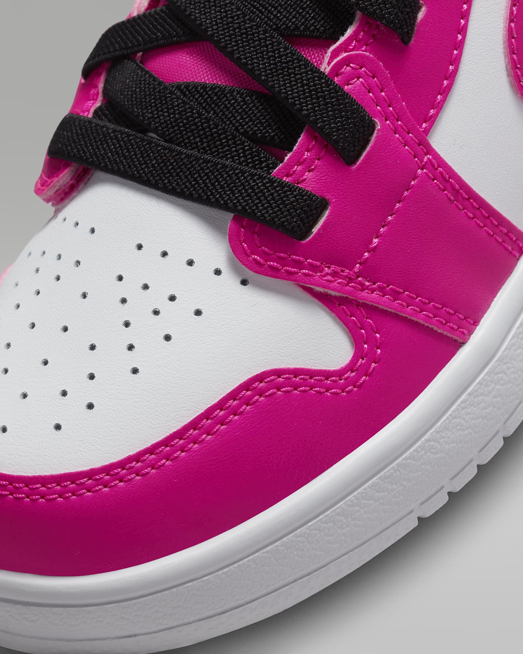 Scarpa Jordan 1 Low Alt – Bambini - Bianco/Nero/Fierce Pink