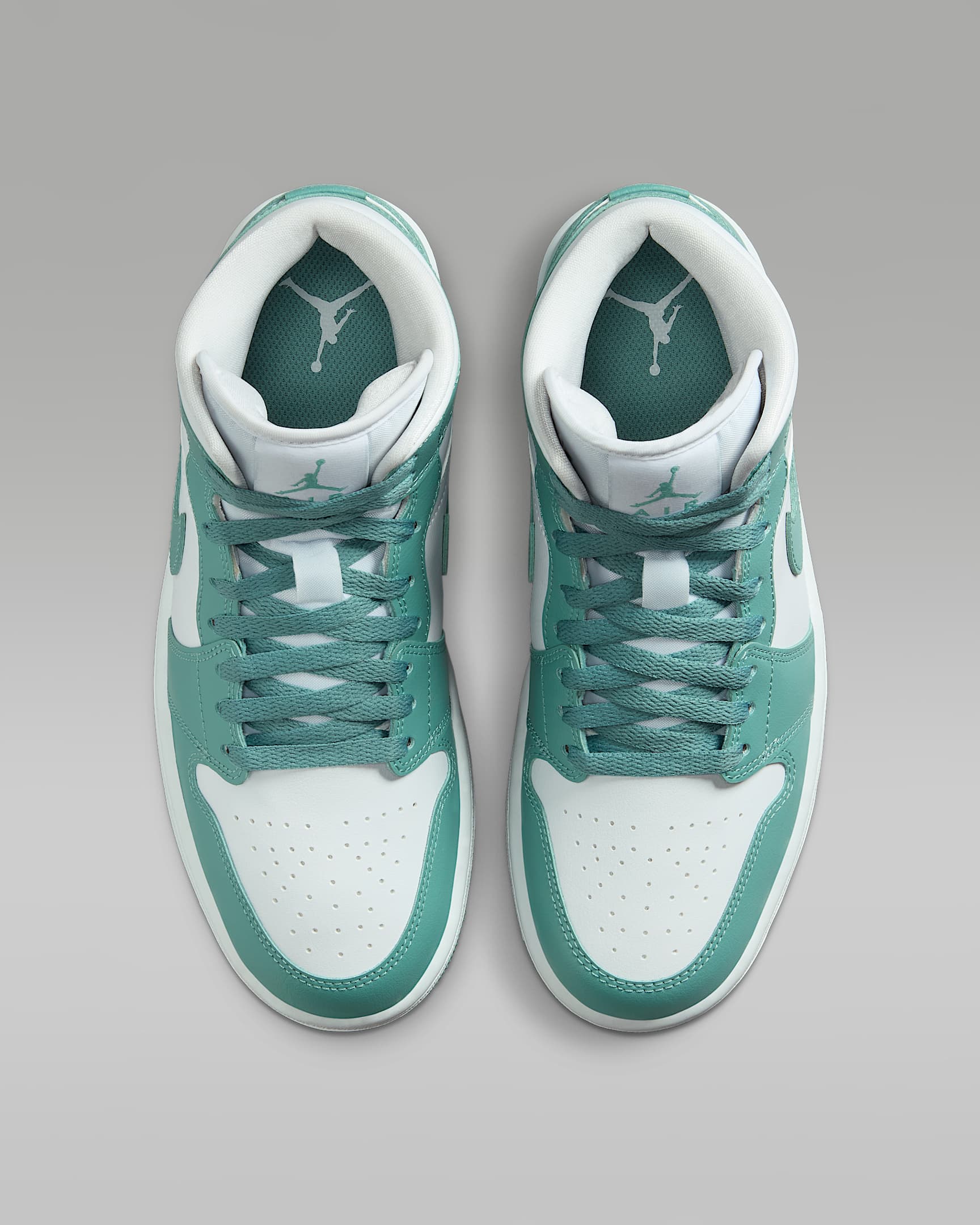 Air Jordan 1 Mid Women's Shoes
