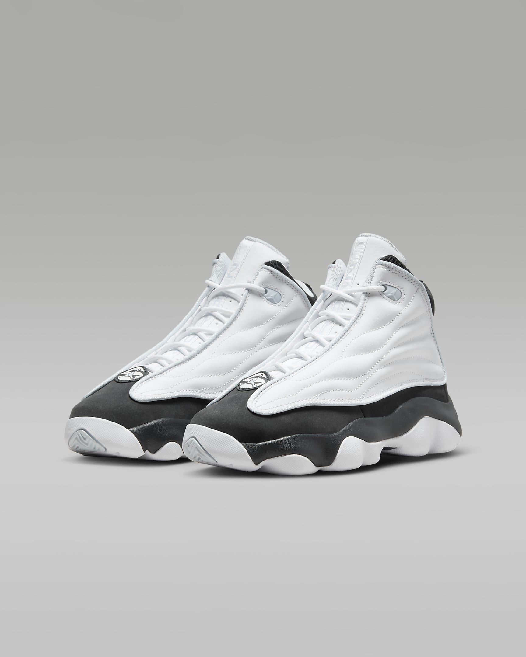 Save 35% on Jordan Pro Strong Big Kids’ Shoes @ Nike US