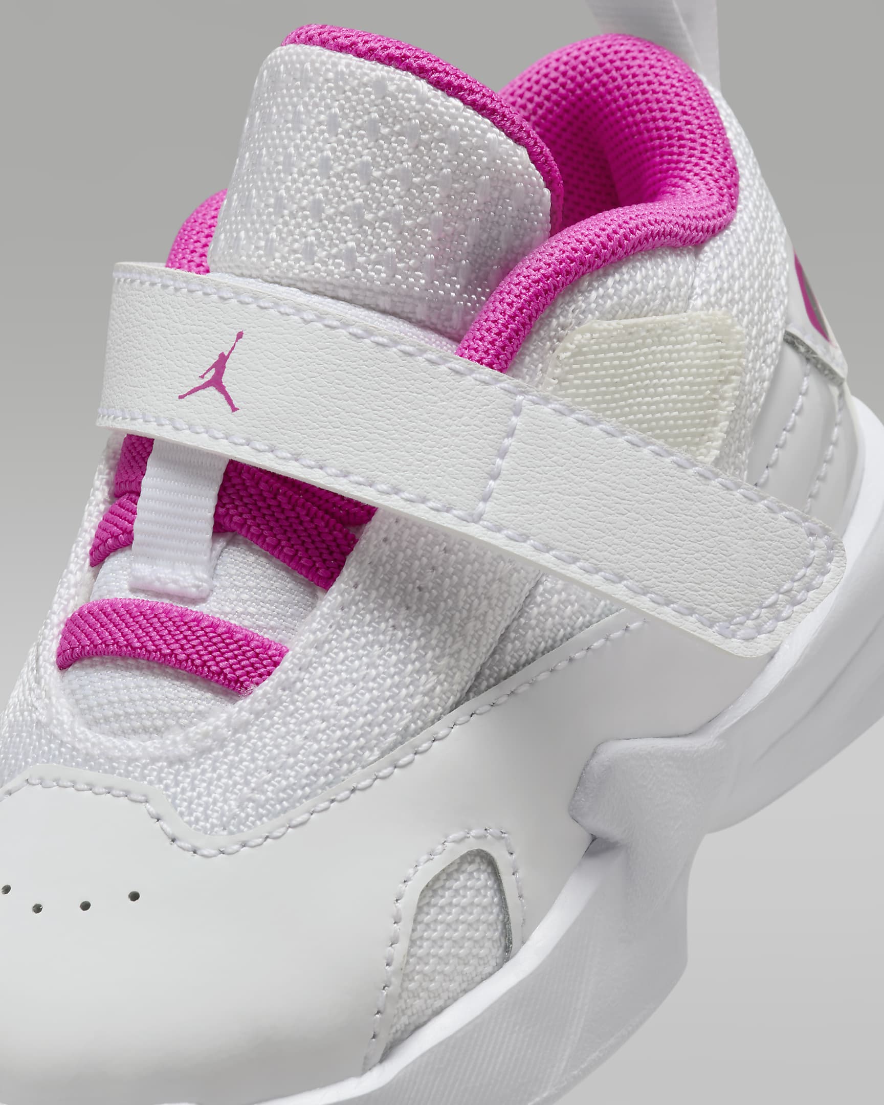 Chaussure Jordan Max Aura 6 pour bébé et tout-petit - Blanc/Fire Pink