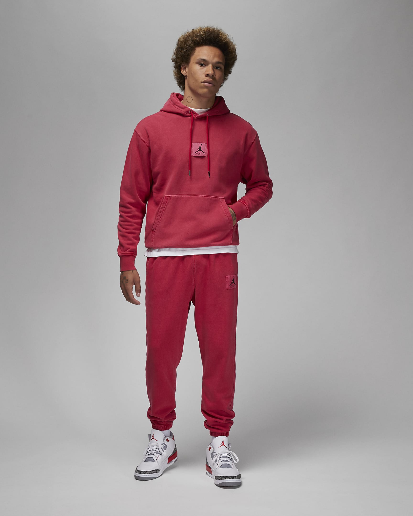 Jordan Essentials Men's Statement Fleece Washed Pullover Hoodie. Nike CA