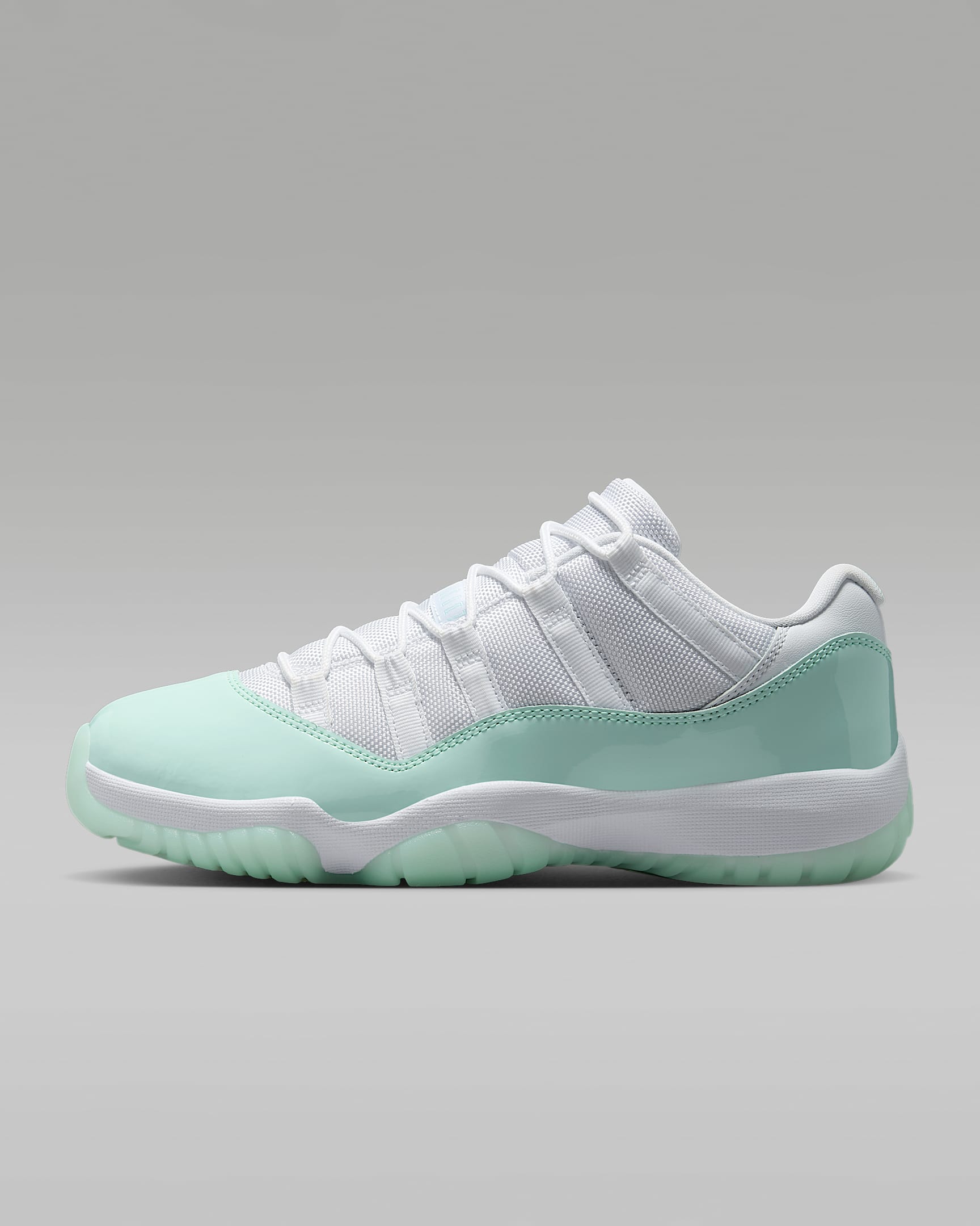 Air Jordan 11 Retro Low "Igloo" Women's Shoes - White/Igloo