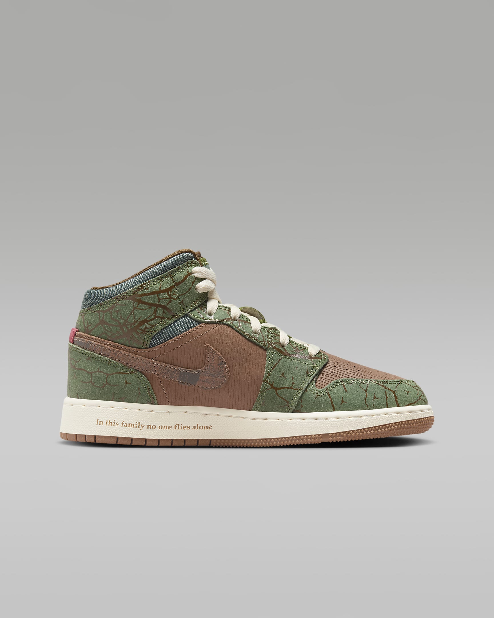 รองเท้าเด็กโต Air Jordan 1 Mid Sneaker School - Archaeo Brown/Treeline/Coconut Milk/Light Olive