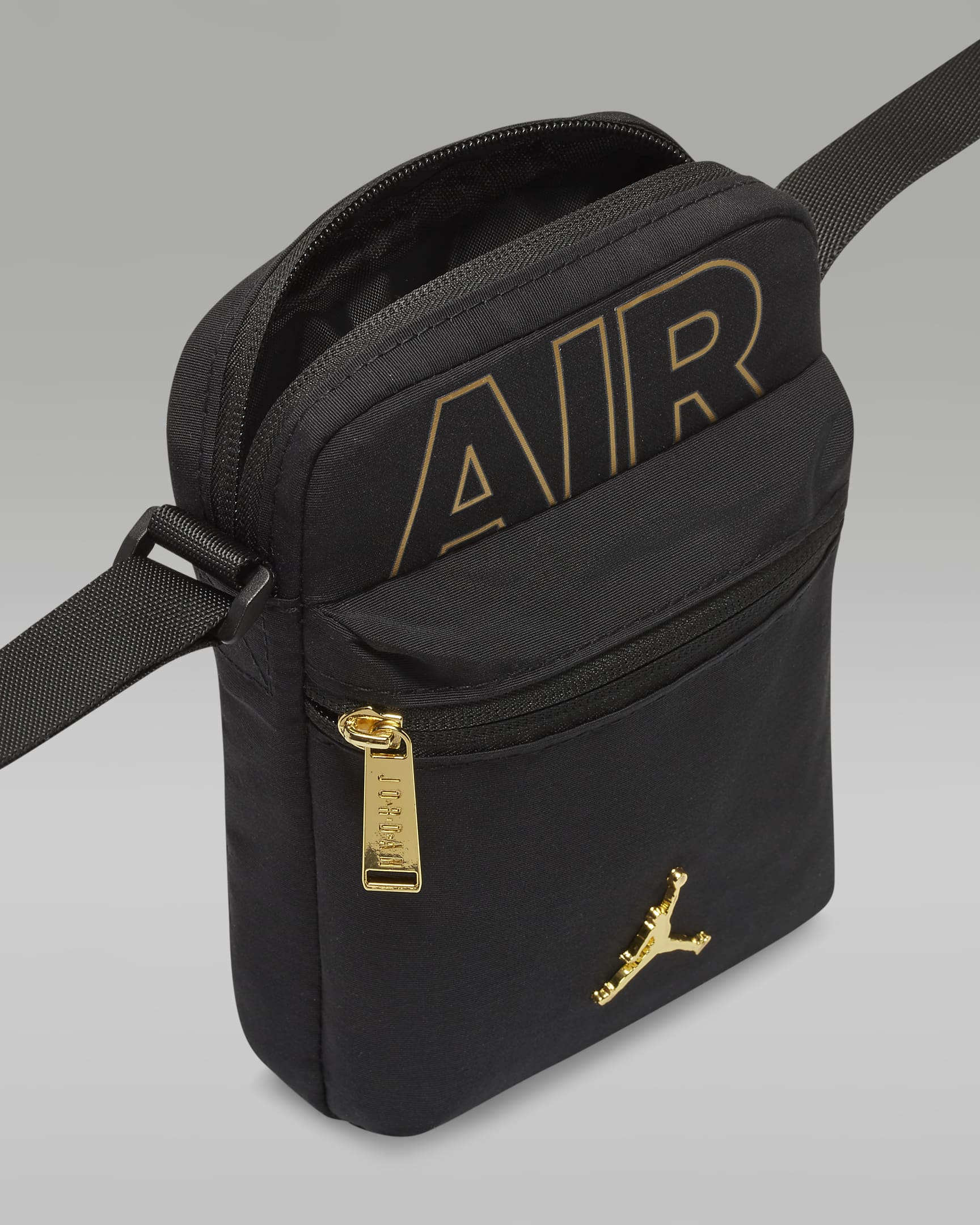 Jordan Black&Gold Crossbody Bag Crossbody Bag (1L). Nike UK