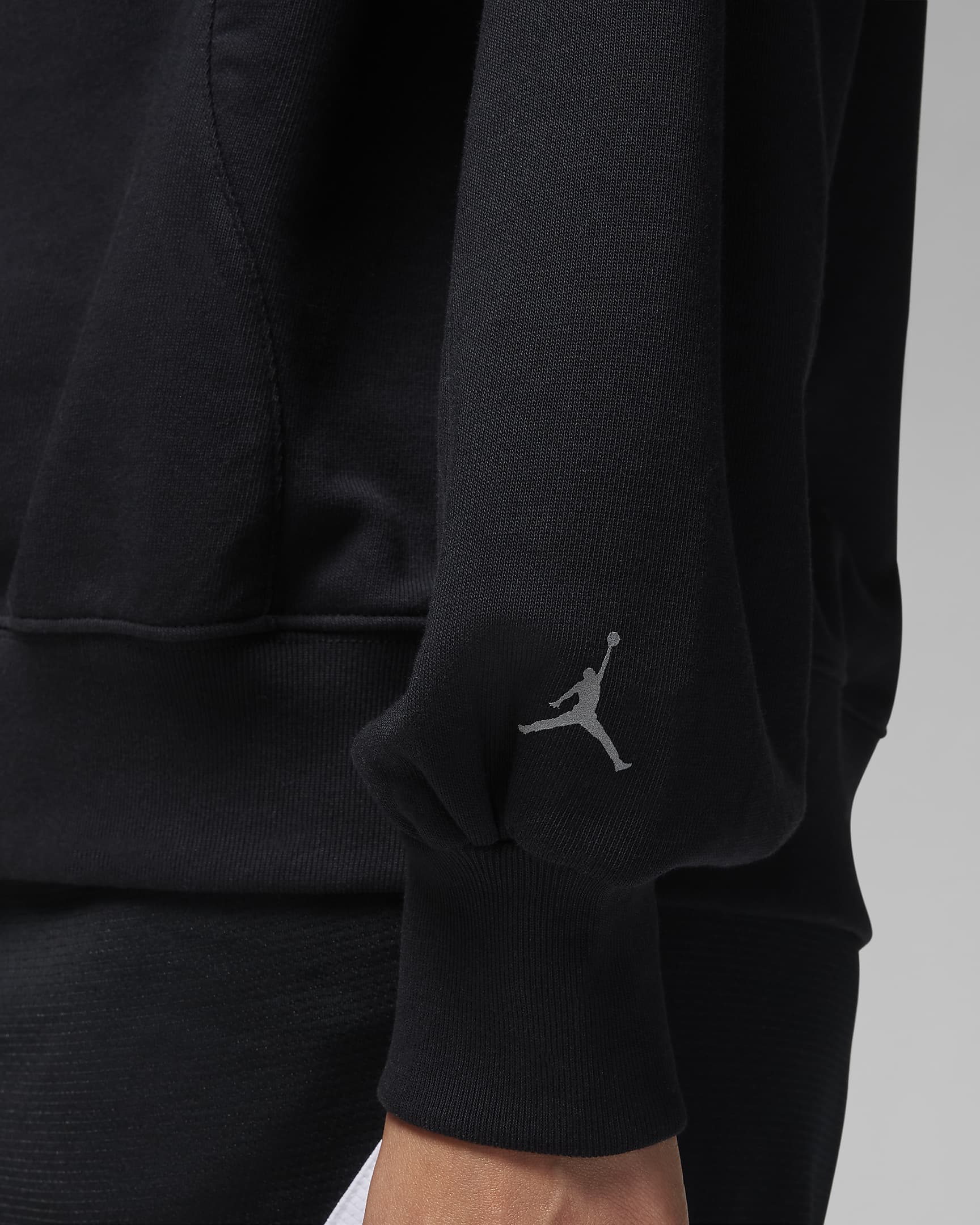 Jordan Sport Women's Graphic Fleece Crew-Neck Sweatshirt. Nike AU