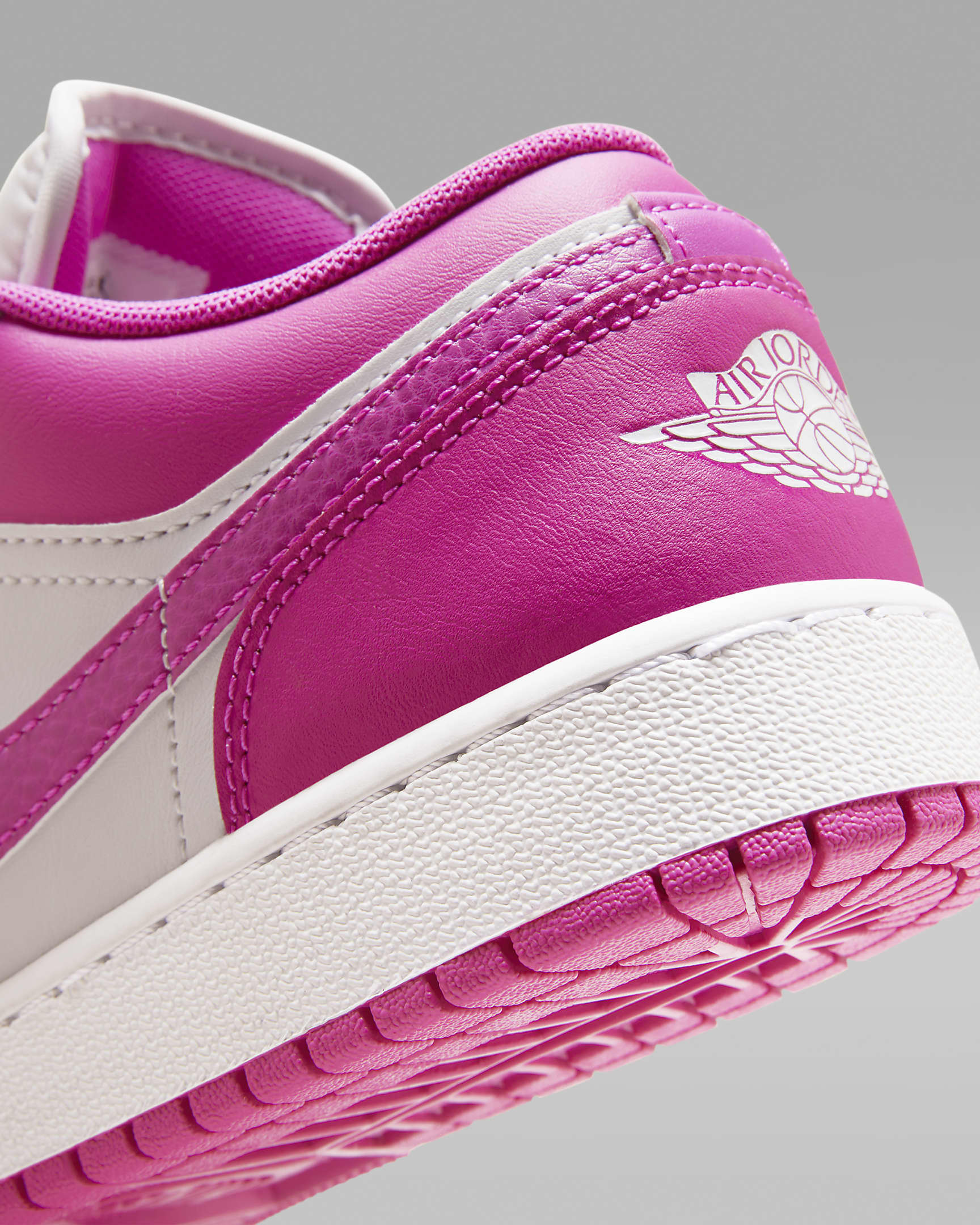 Παπούτσια Air Jordan 1 Low για μεγάλα παιδιά - Fire Pink/Λευκό/Iris Whisper