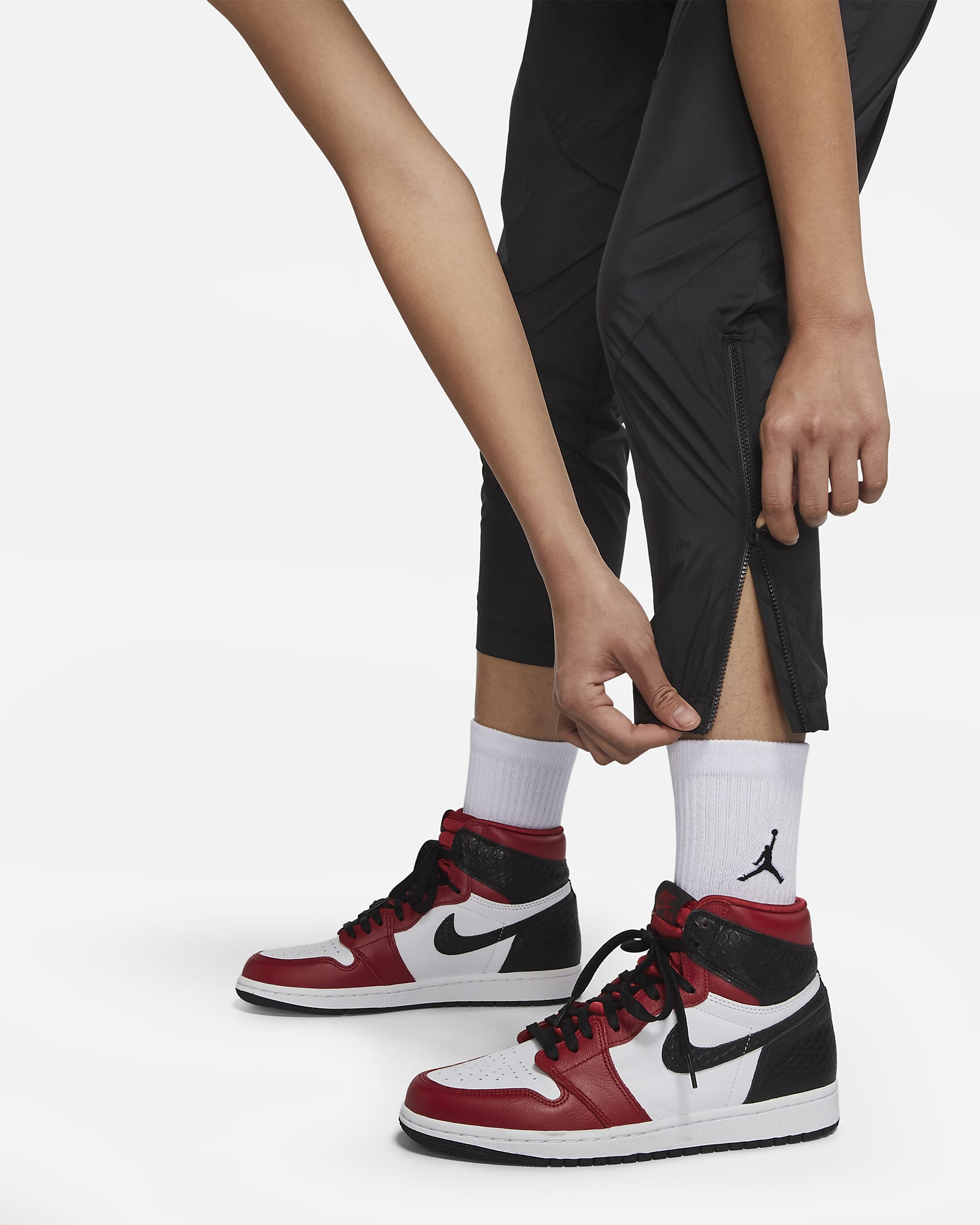 Jordan x Nina Chanel Women's Pants. Nike JP