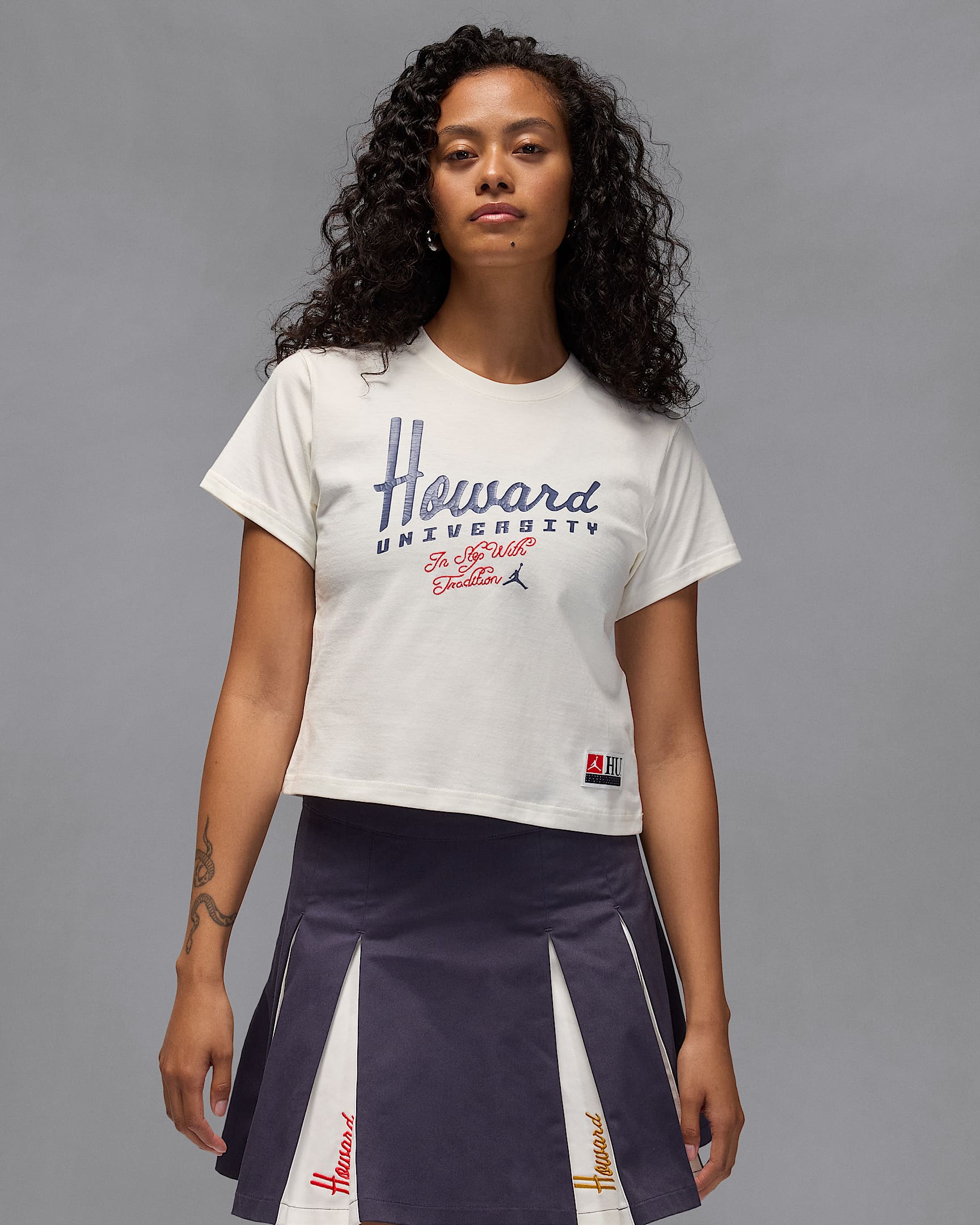 Jordan x Howard University Women's T-Shirt - Sail/World Indigo/University Red/World Indigo
