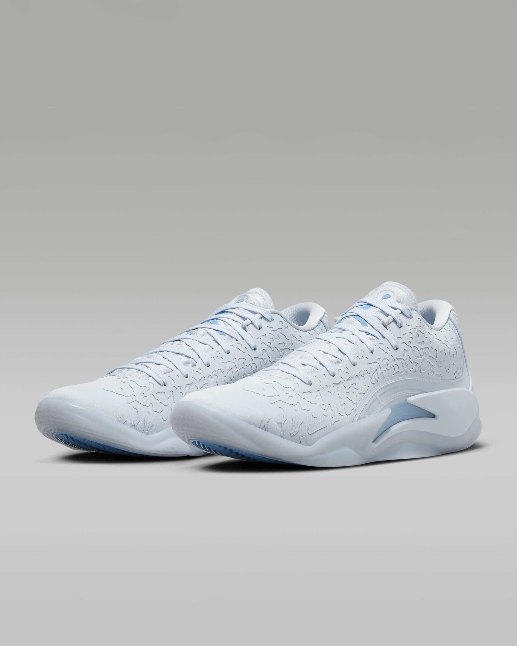 Zion 3 Basketball Shoes - Half Blue/University Blue