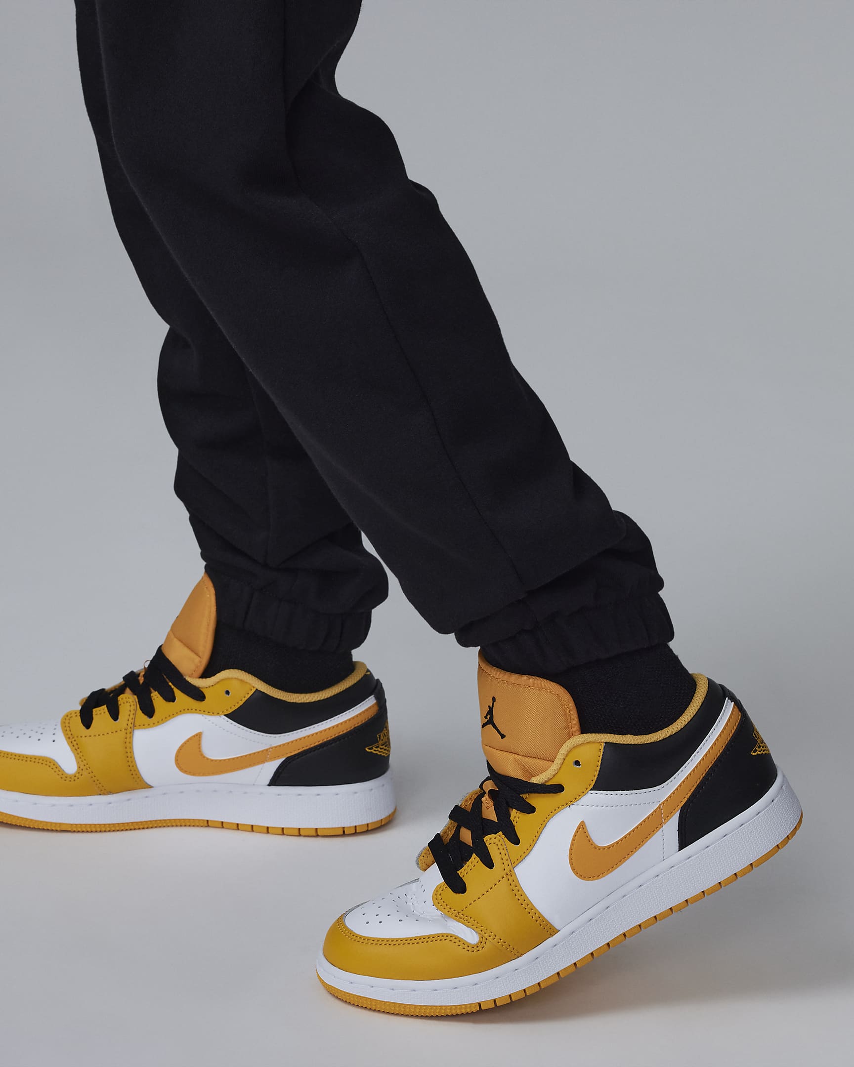 Jordan Essentials Pants Big Kids' Pants. Nike JP