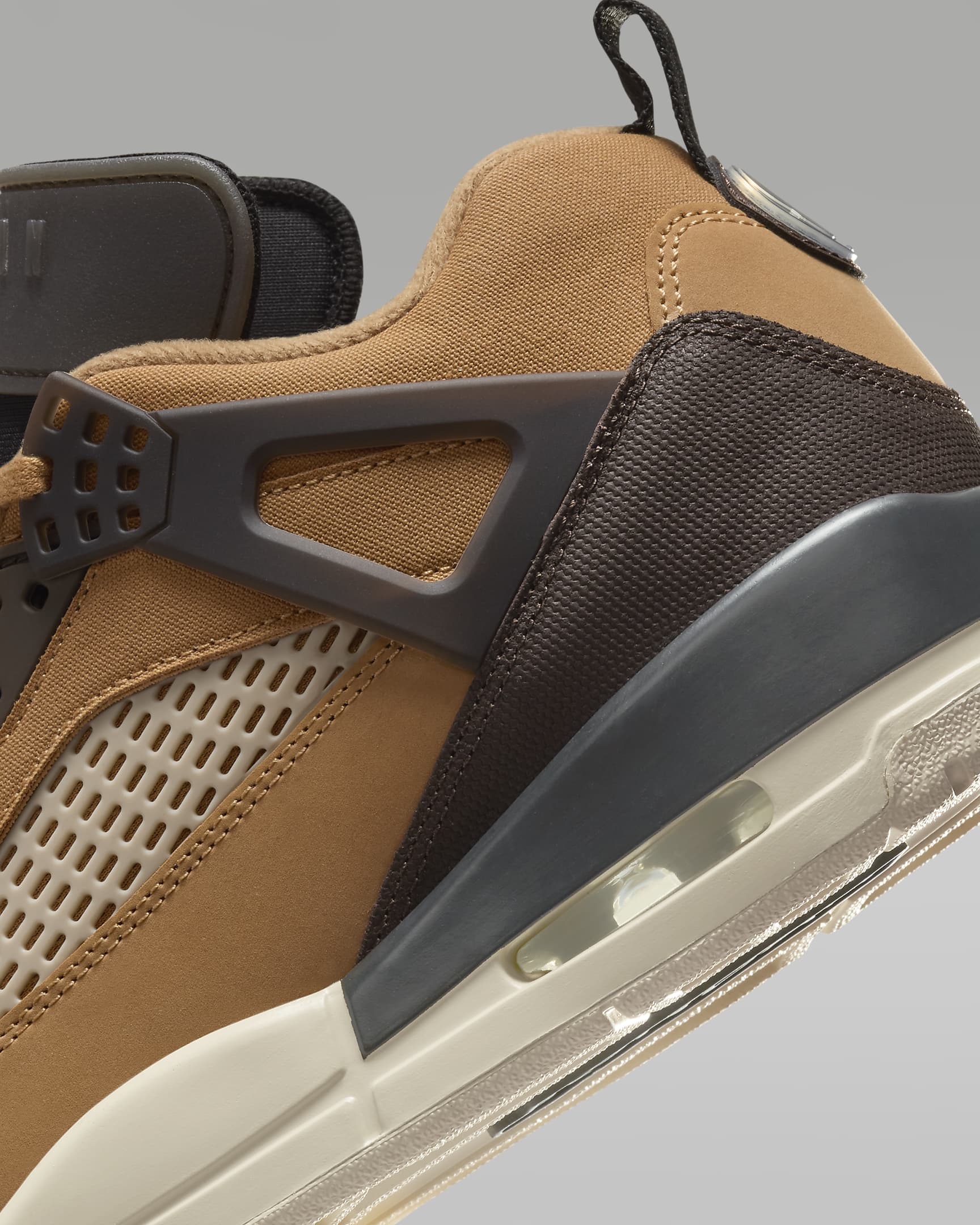 รองเท้าผู้ชาย Jordan Spizike Low - Flax/ดำ/Sanddrift/Baroque Brown