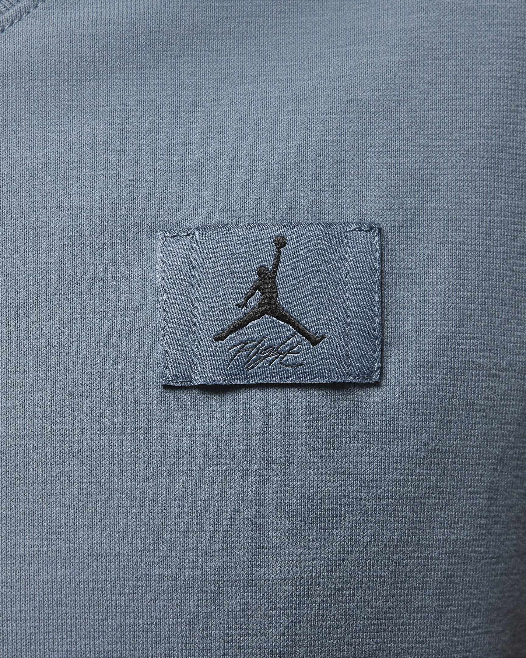 Jordan Sport Women's Cropped T-Shirt. Nike BG