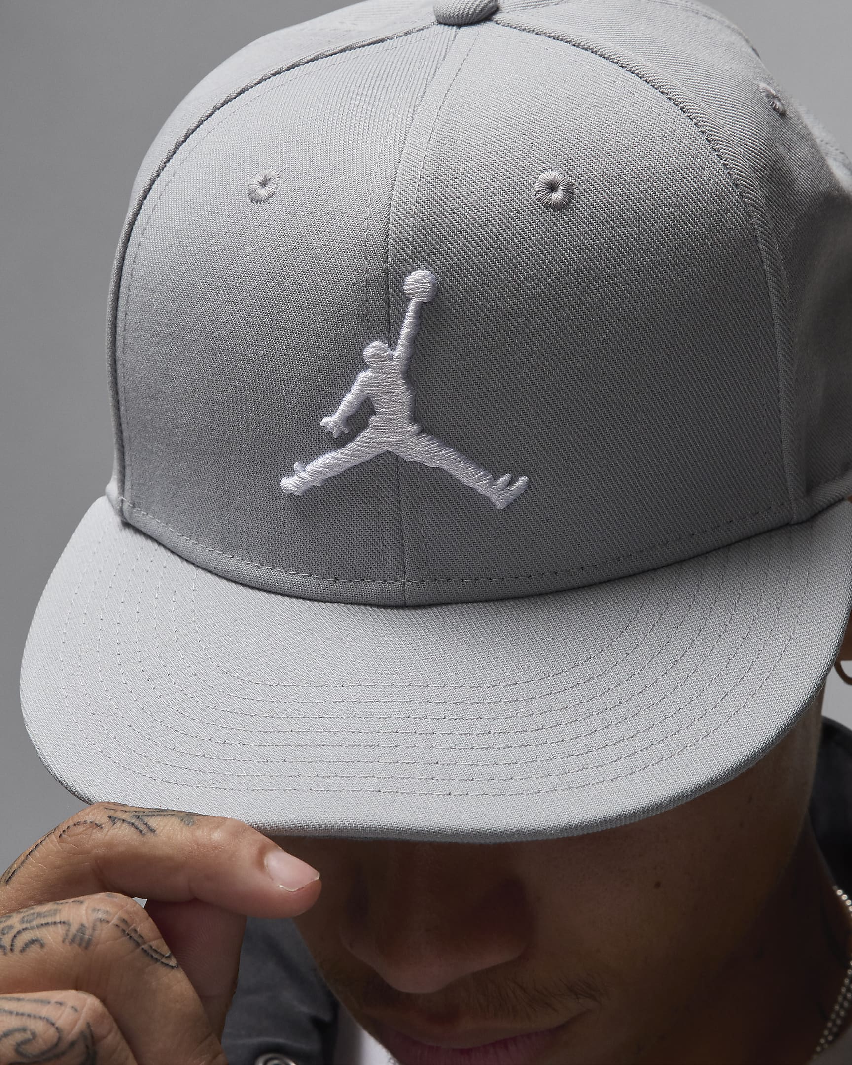 Jordan Jumpman Pro Adjustable Cap - Light Smoke Grey/Smoke Grey/White